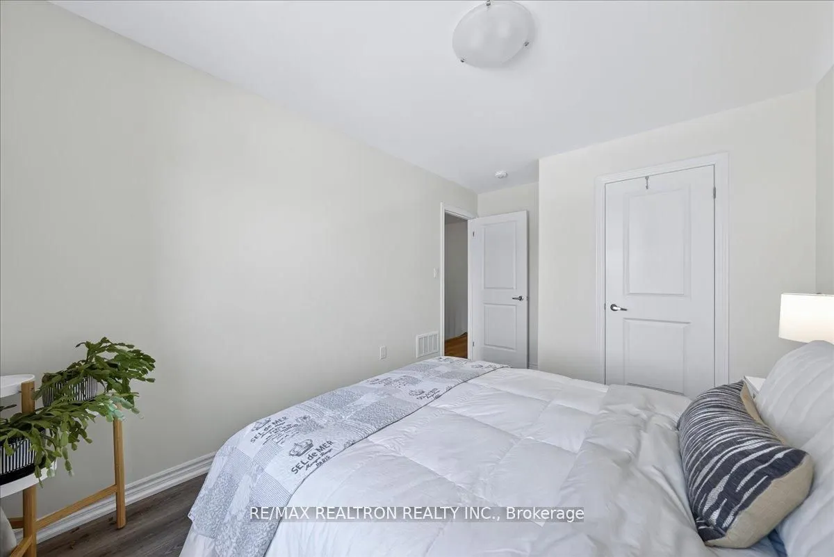 84 Ferragine Crescent