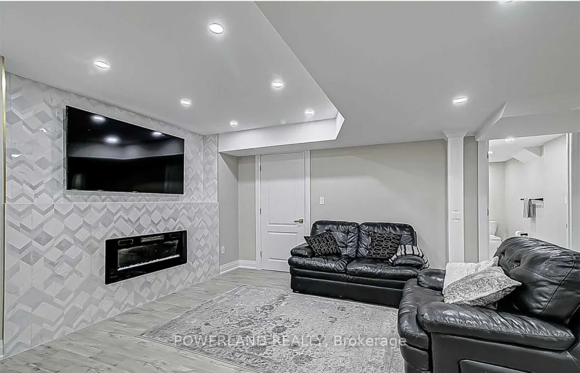 112 Redmond Drive