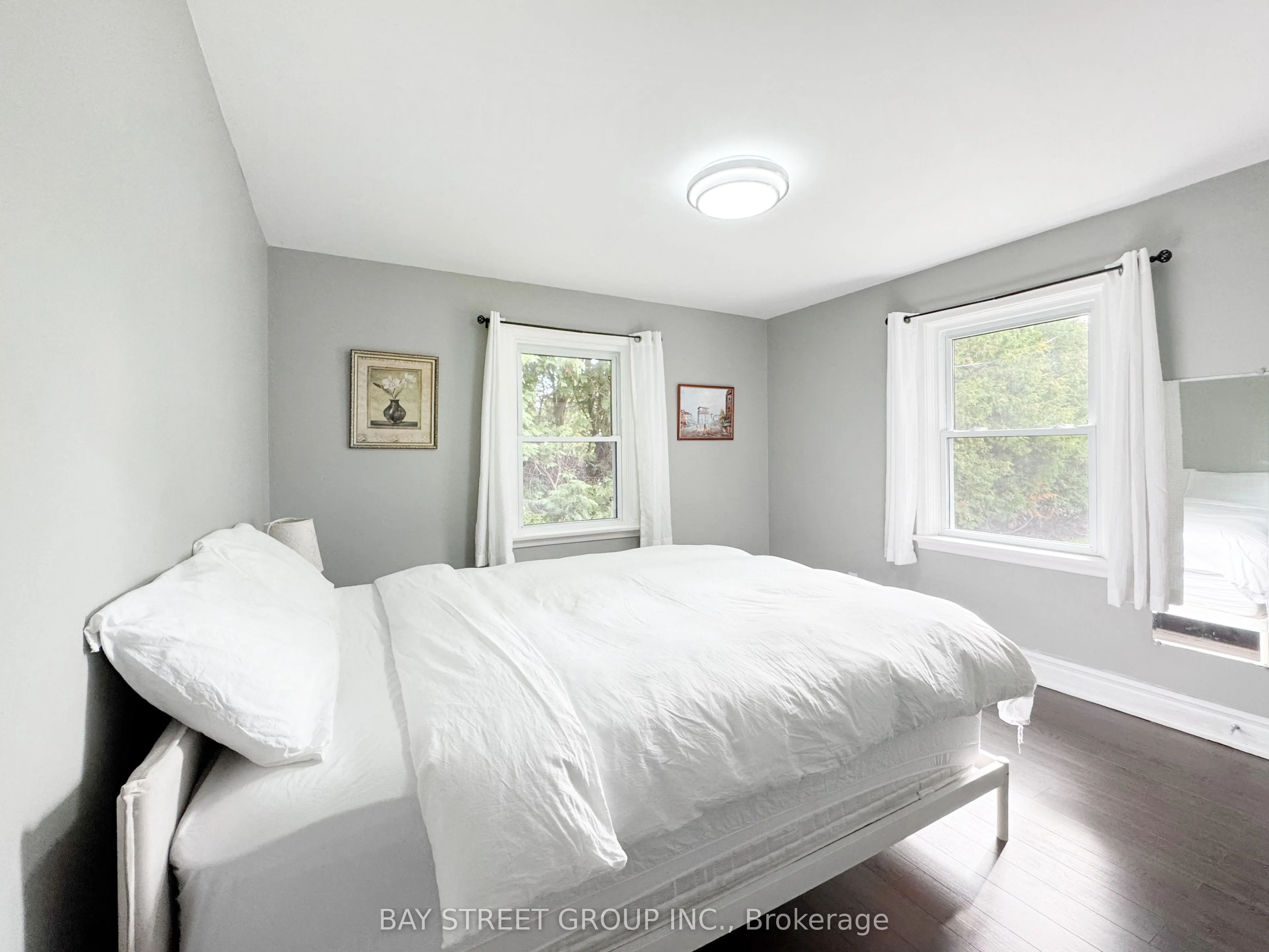 8 Middle Street, #Main Floor