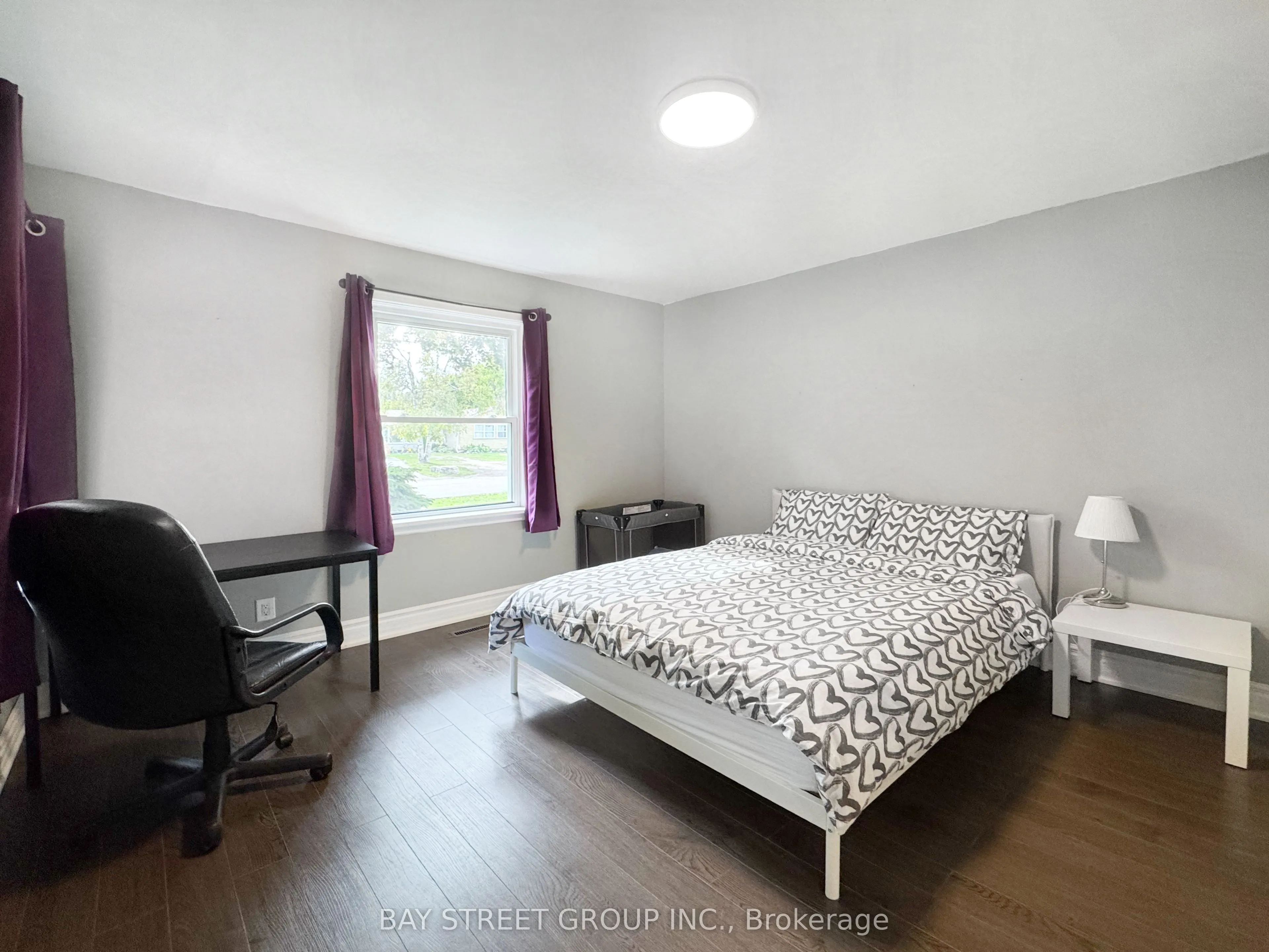 8 Middle Street, #Main Floor
