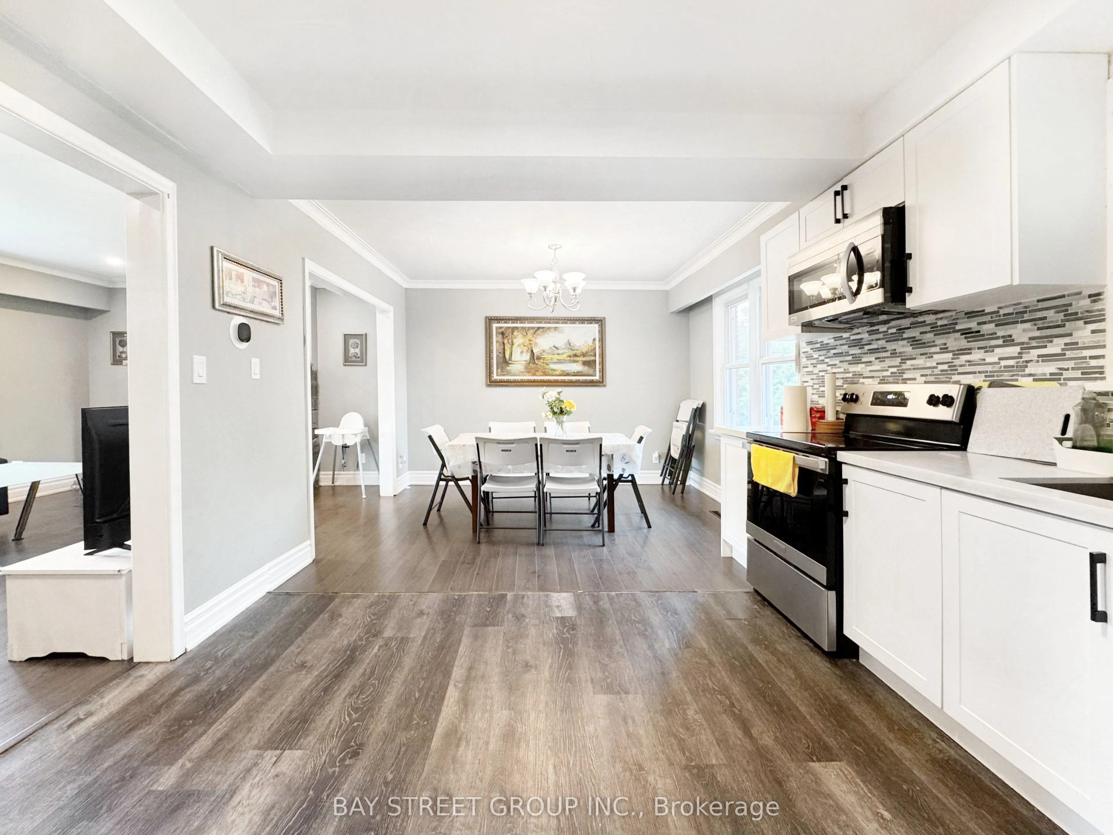 8 Middle Street, #Main Floor