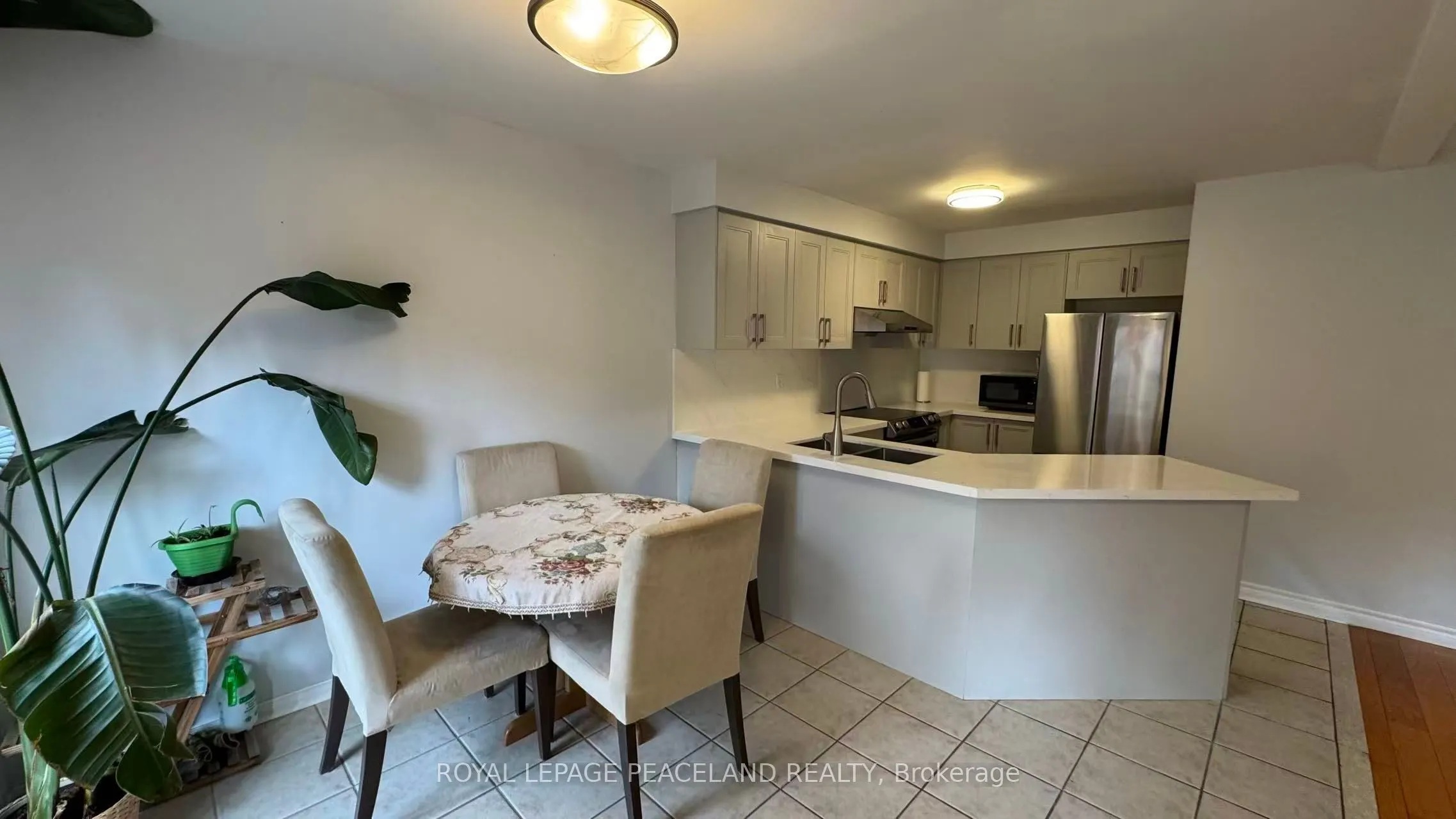 25 Bertram Earnshaw Drive