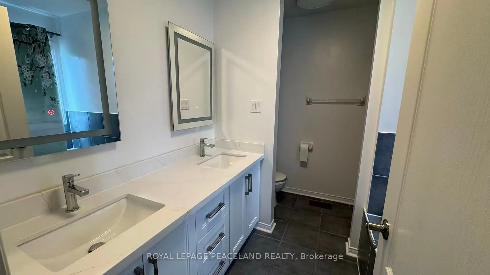 25 Bertram Earnshaw Drive