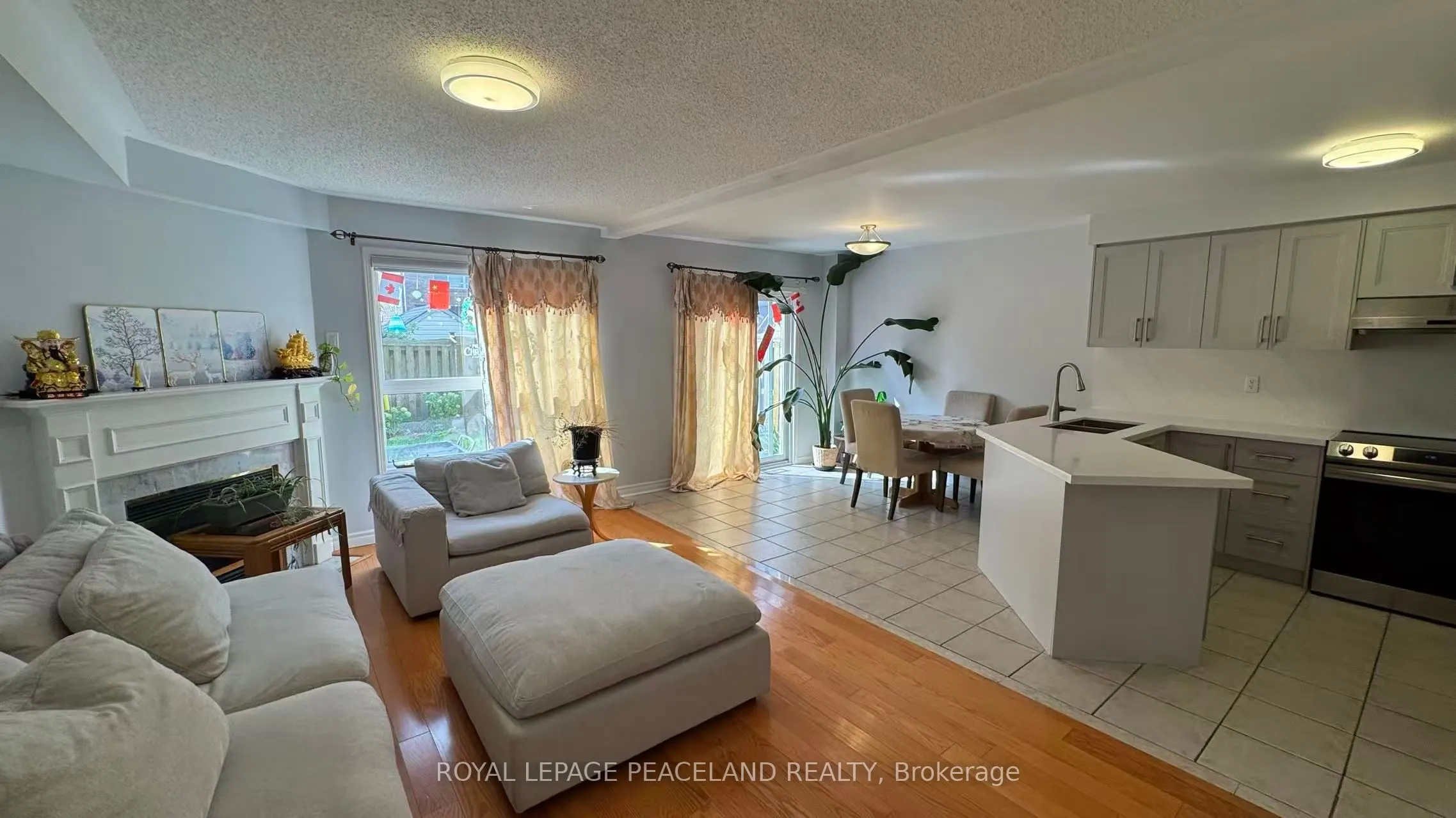 25 Bertram Earnshaw Drive