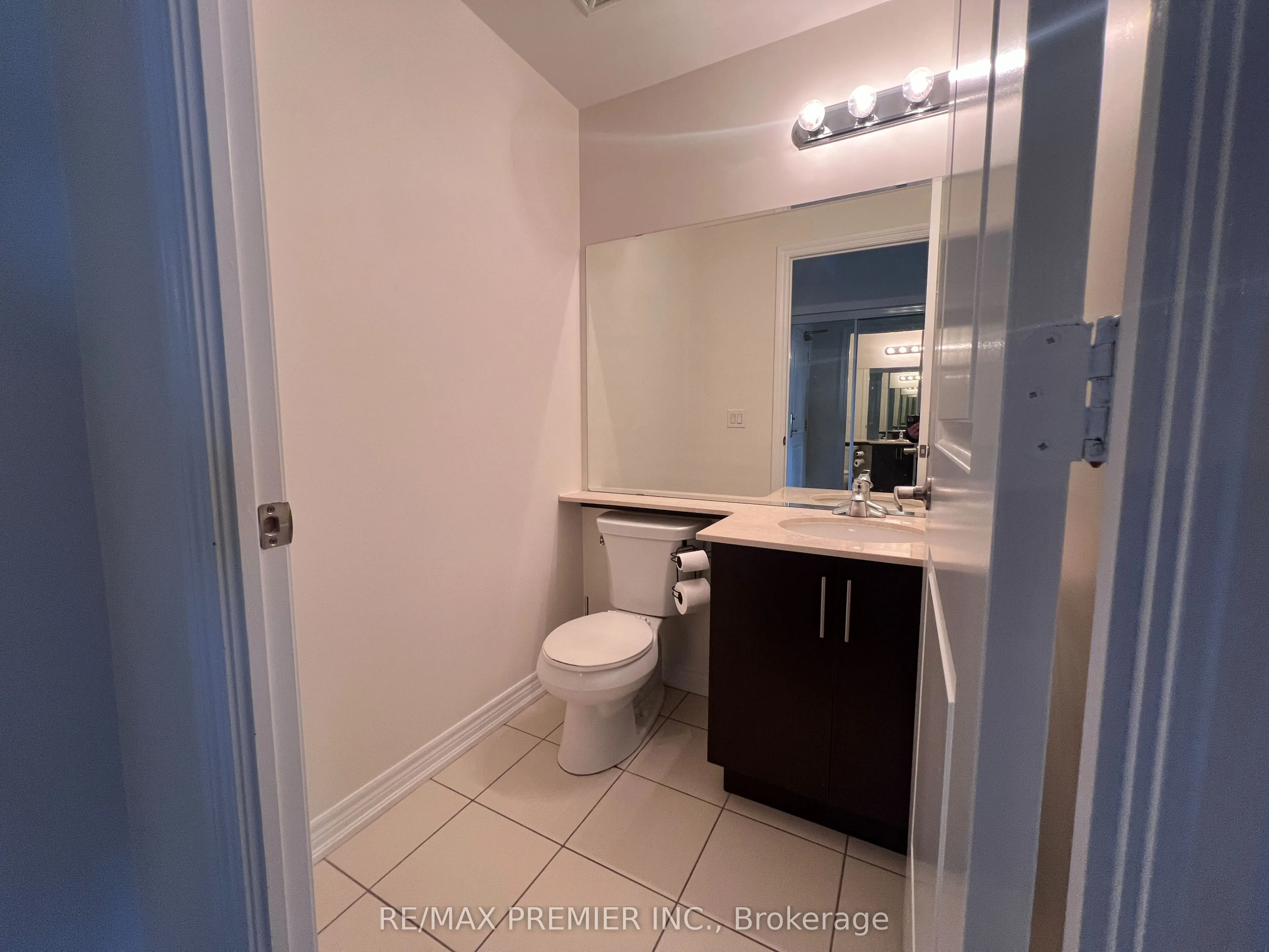 9245 Jane Street, #1502