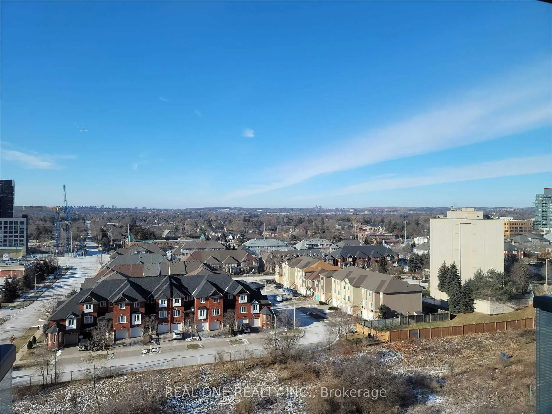 85 Oneida Crescent, #1015