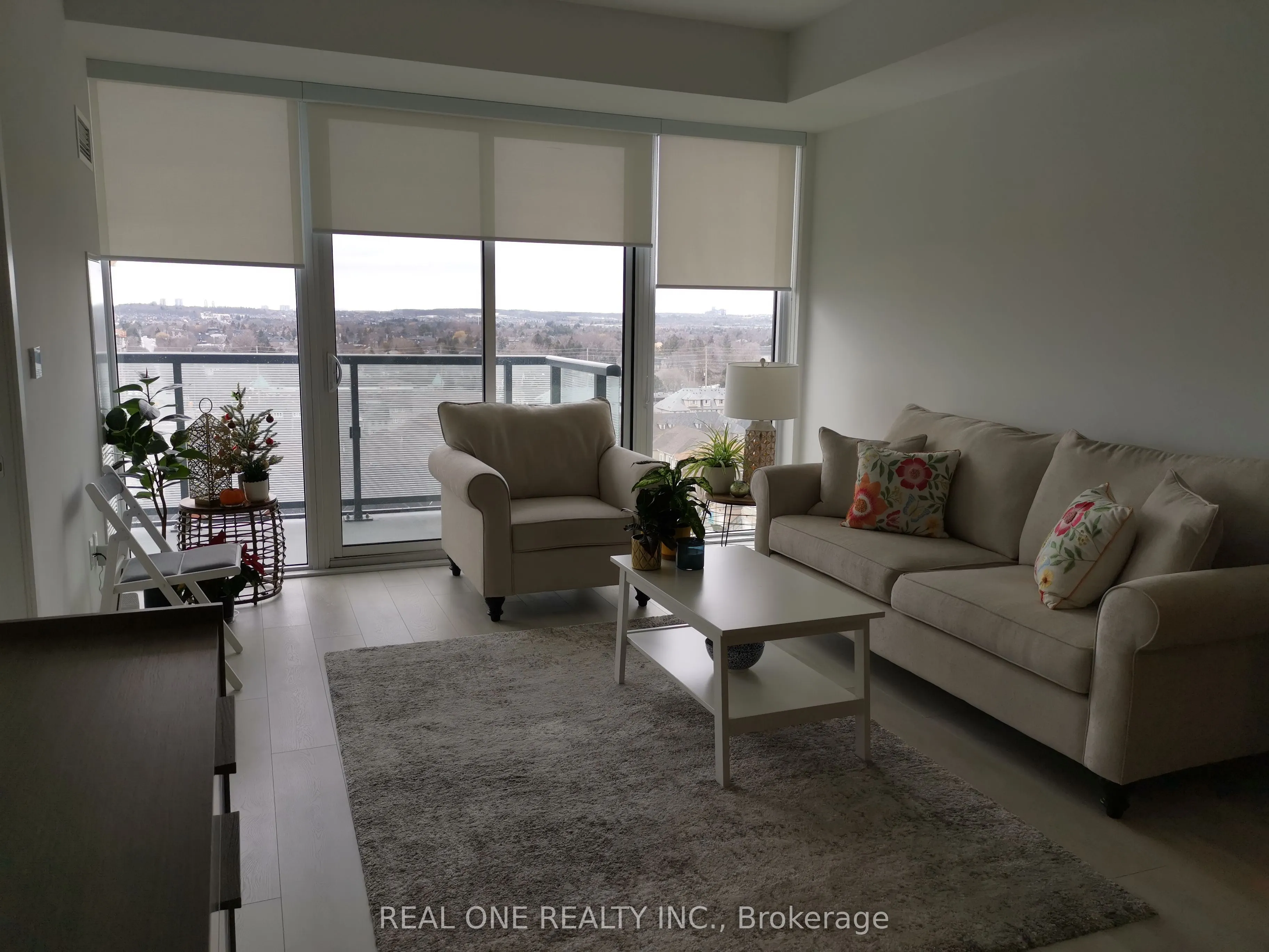 85 Oneida Crescent, #1015
