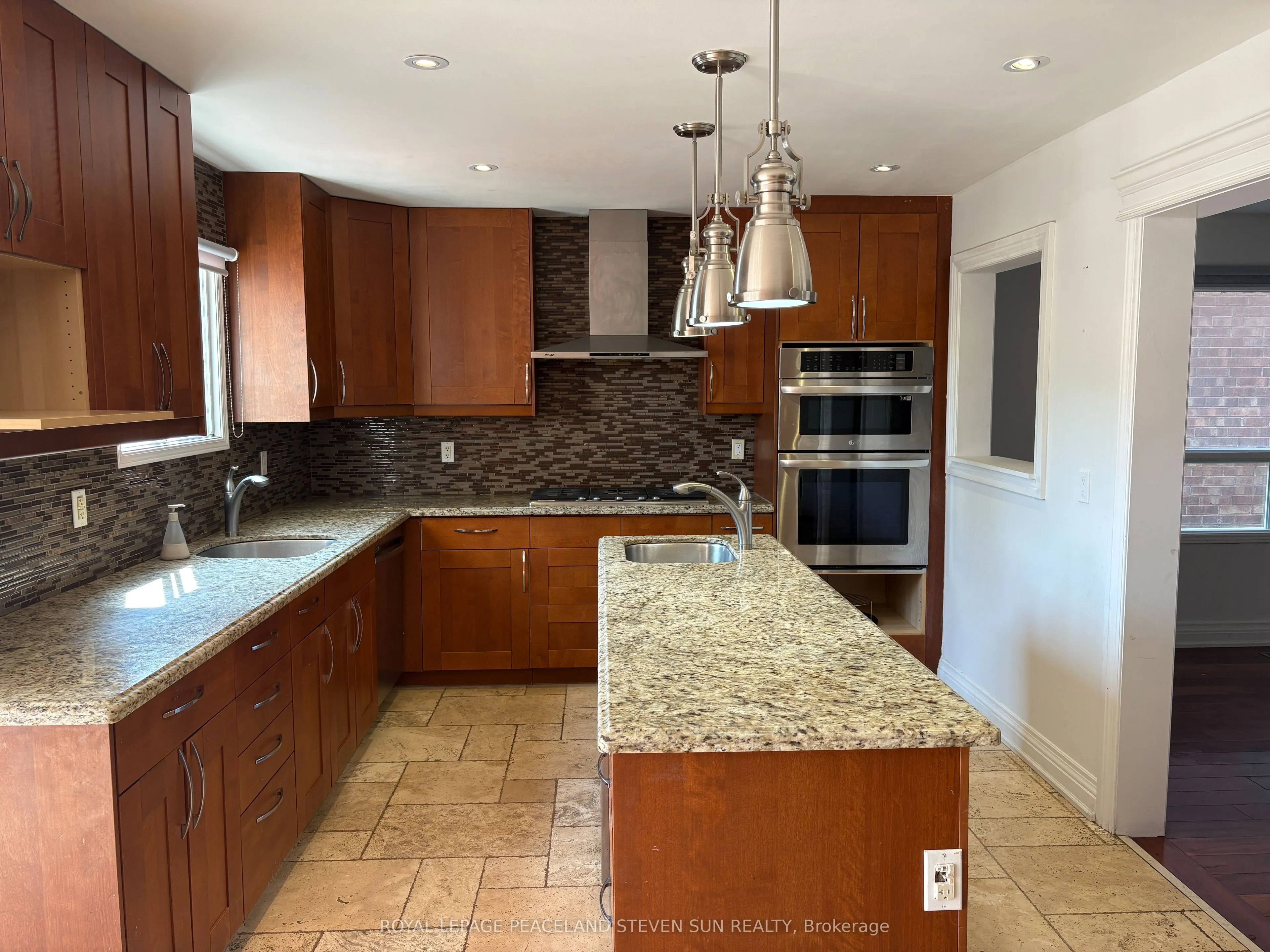 77 Janesville Road