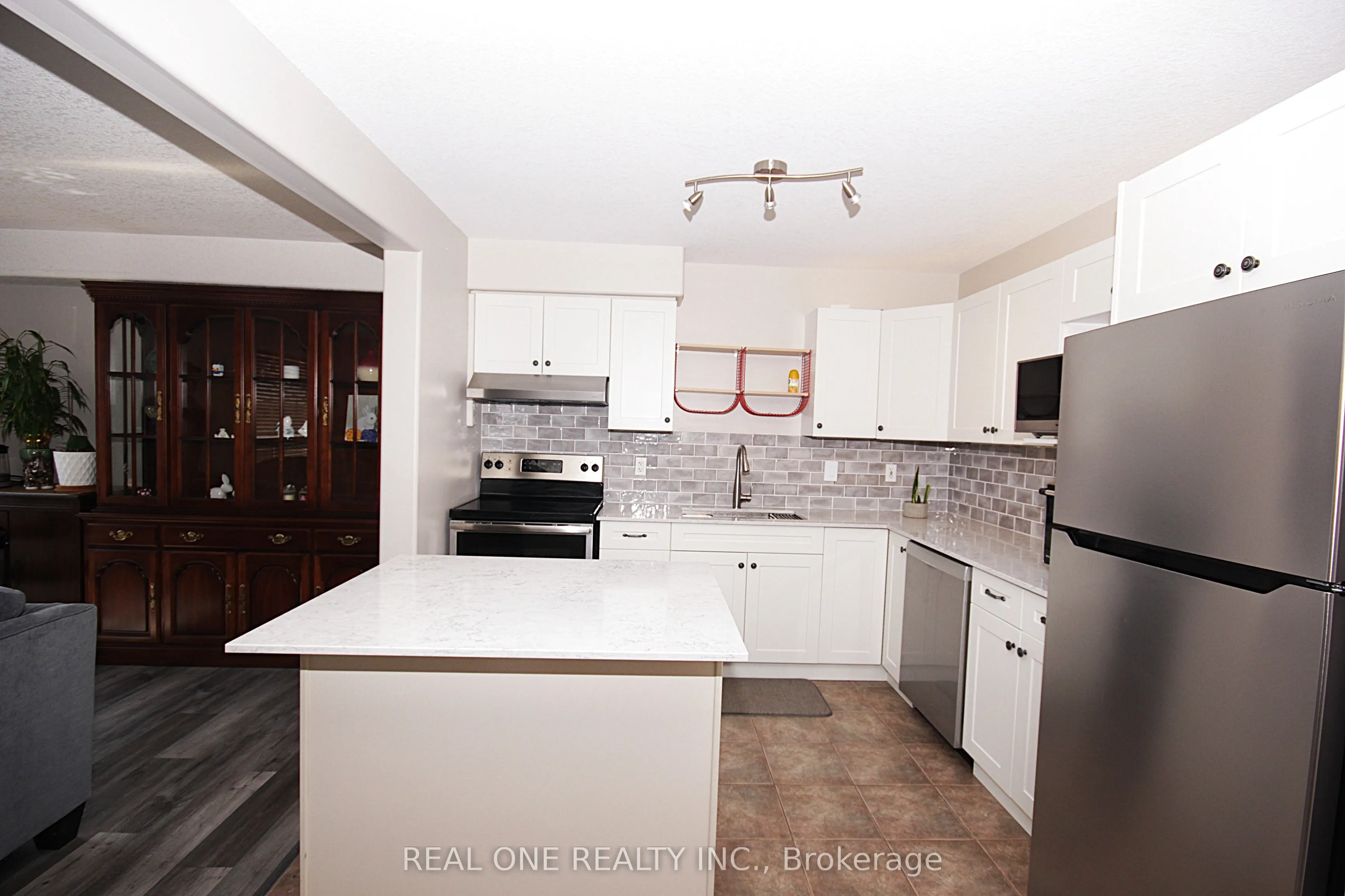 43 Shephard Avenue