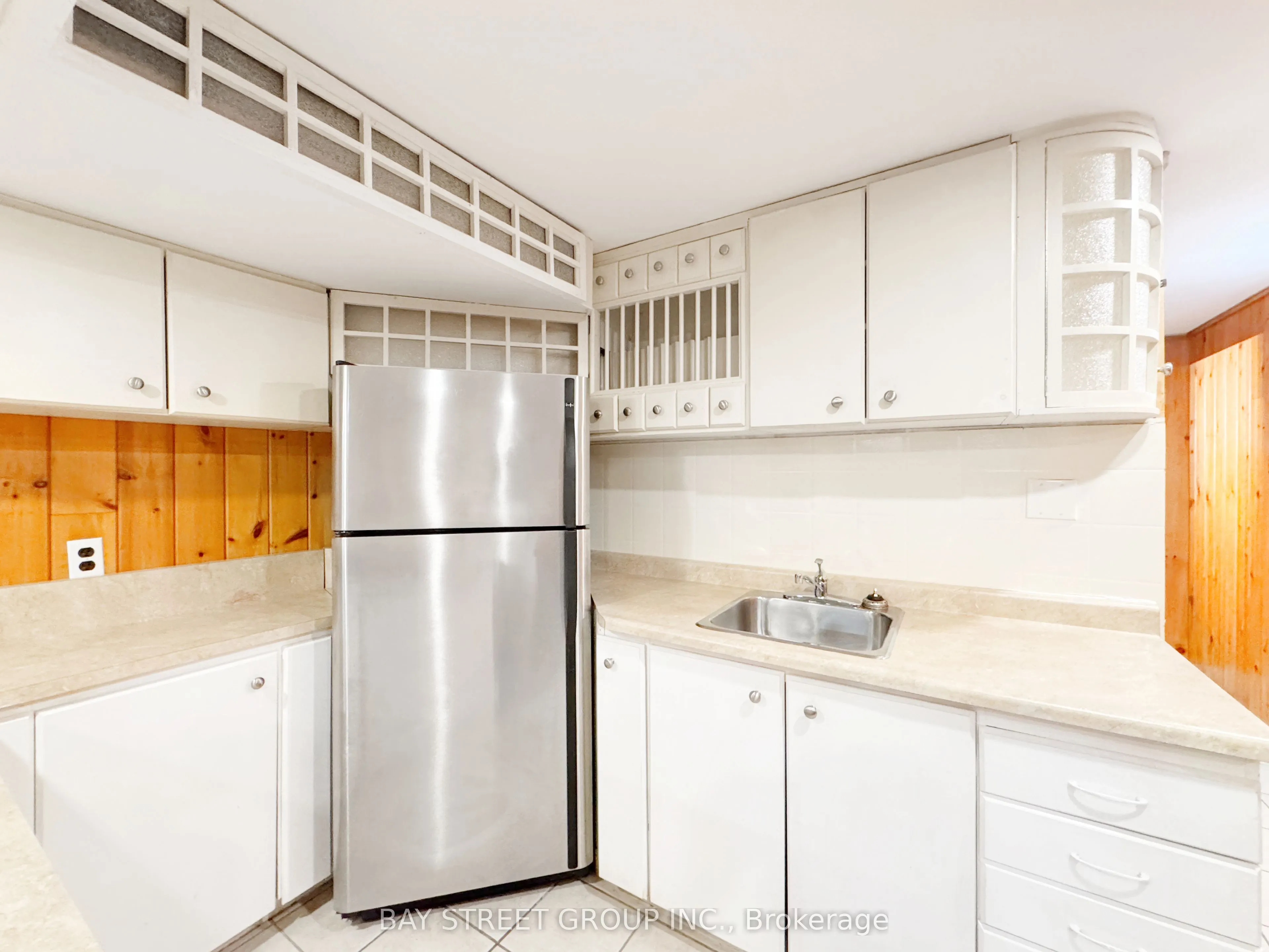8 Middle Street, #Basement