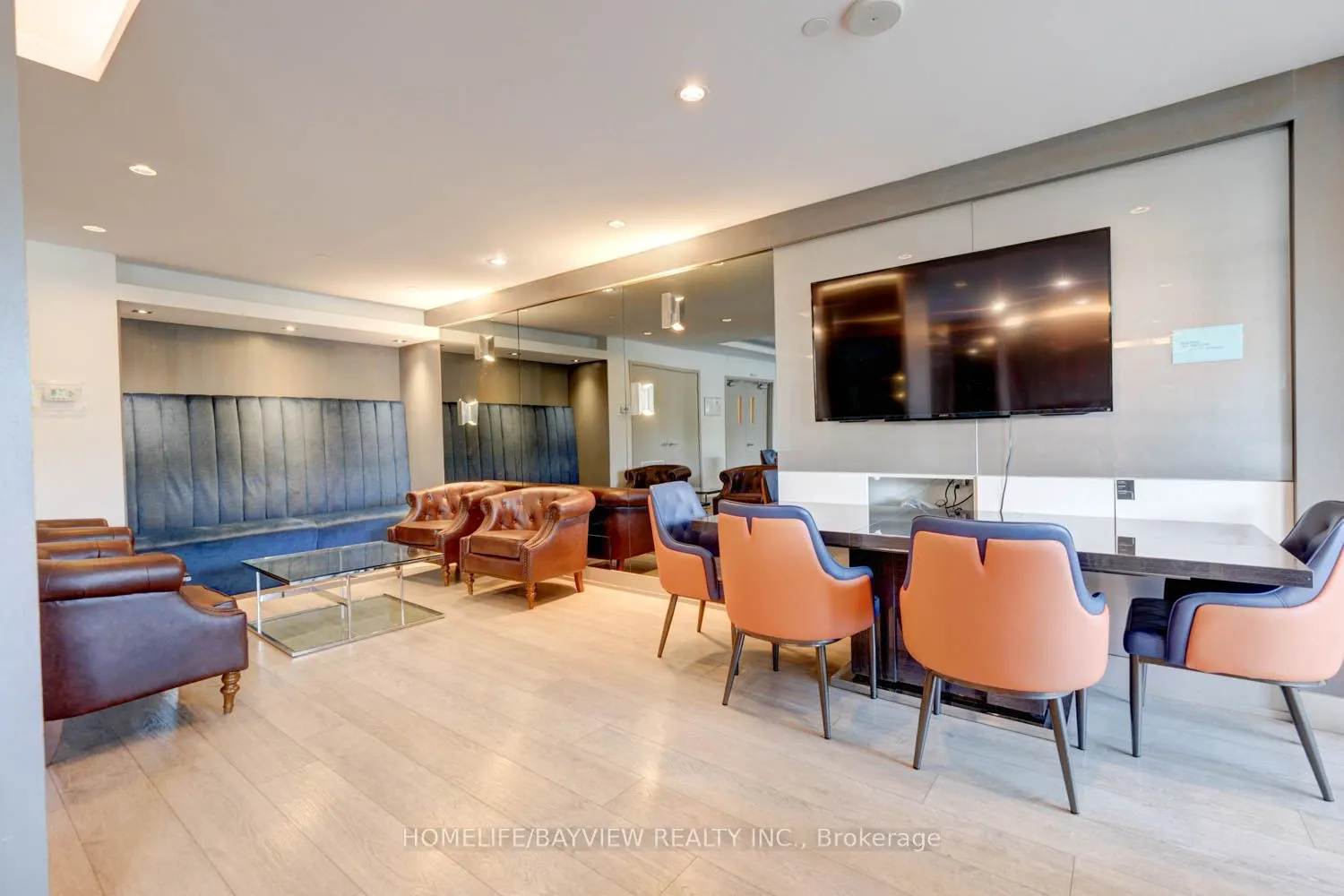 7165 YONGE Street, #2403