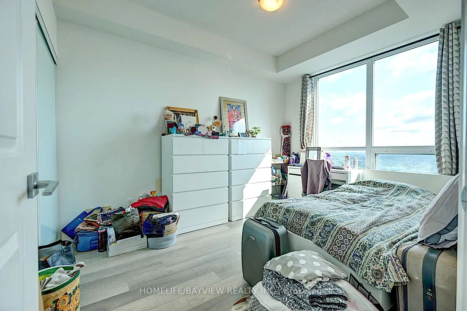 7165 YONGE Street, #2403