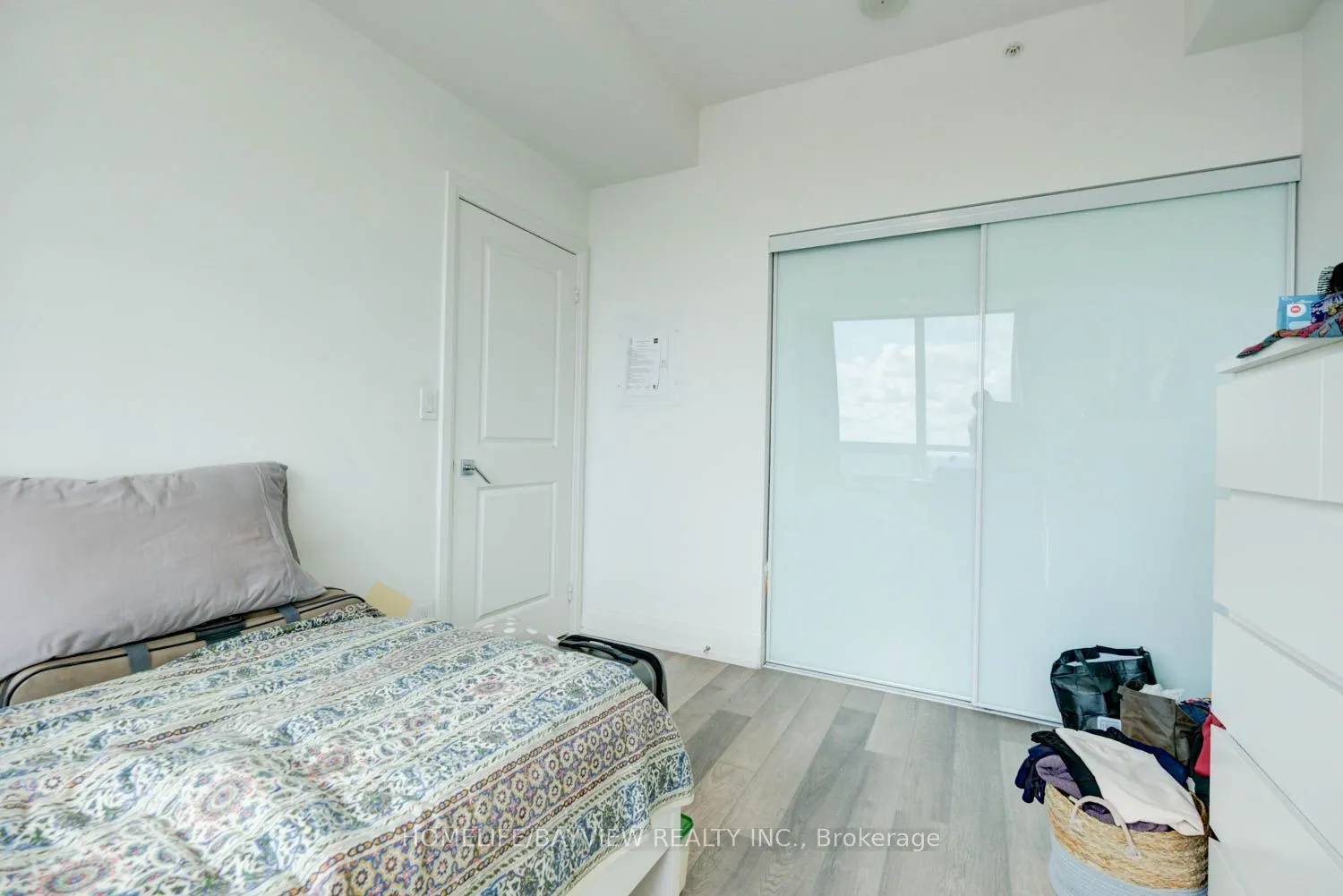 7165 YONGE Street, #2403