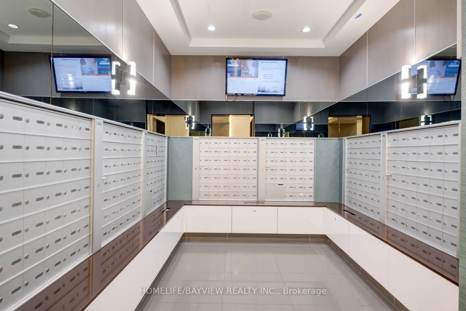 7165 YONGE Street, #2403