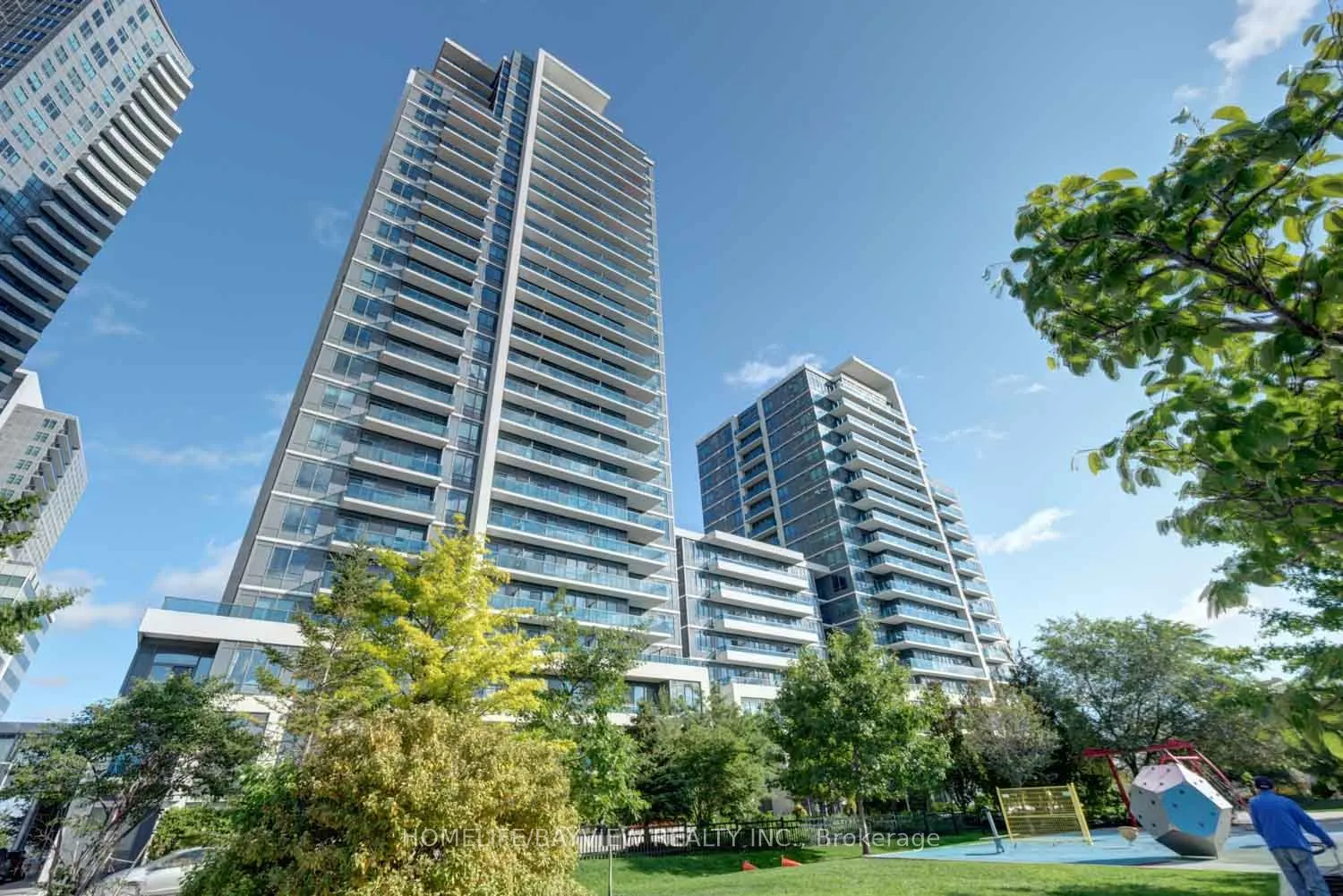 7165 YONGE Street, #2403