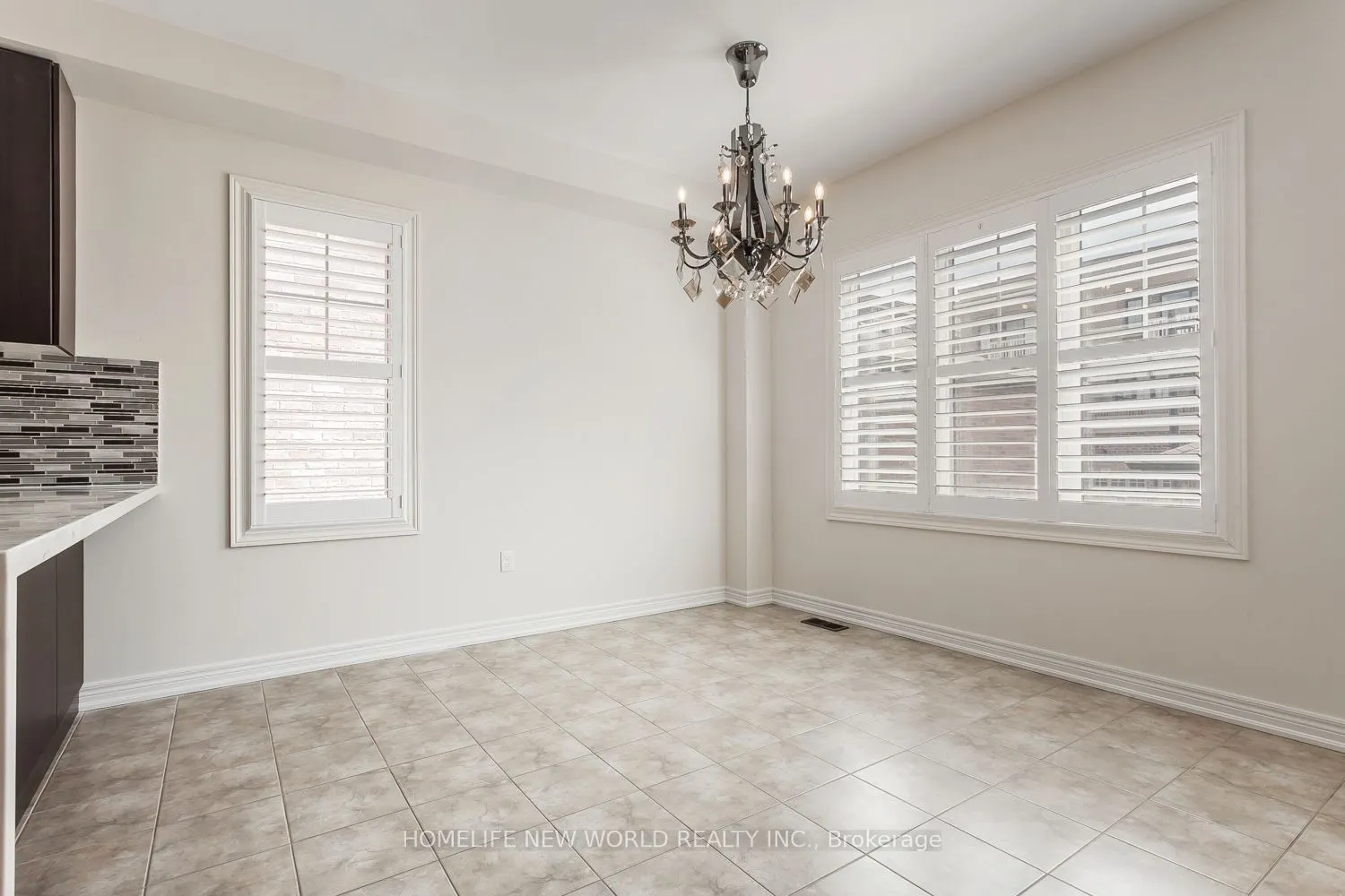 39 Cherna Avenue S