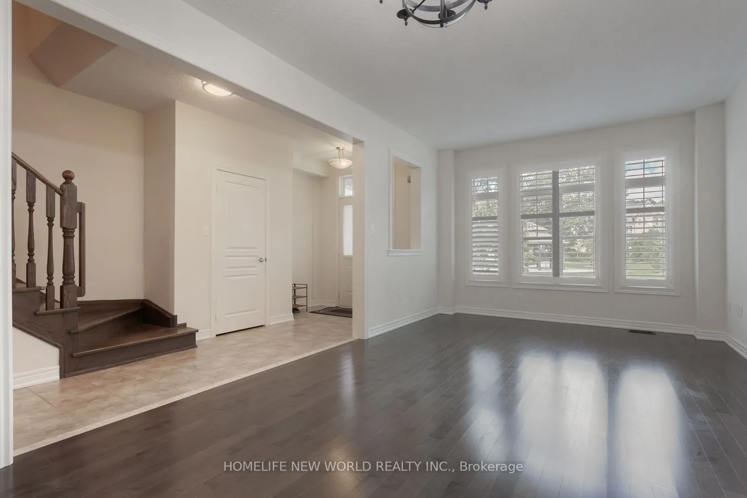 39 Cherna Avenue S