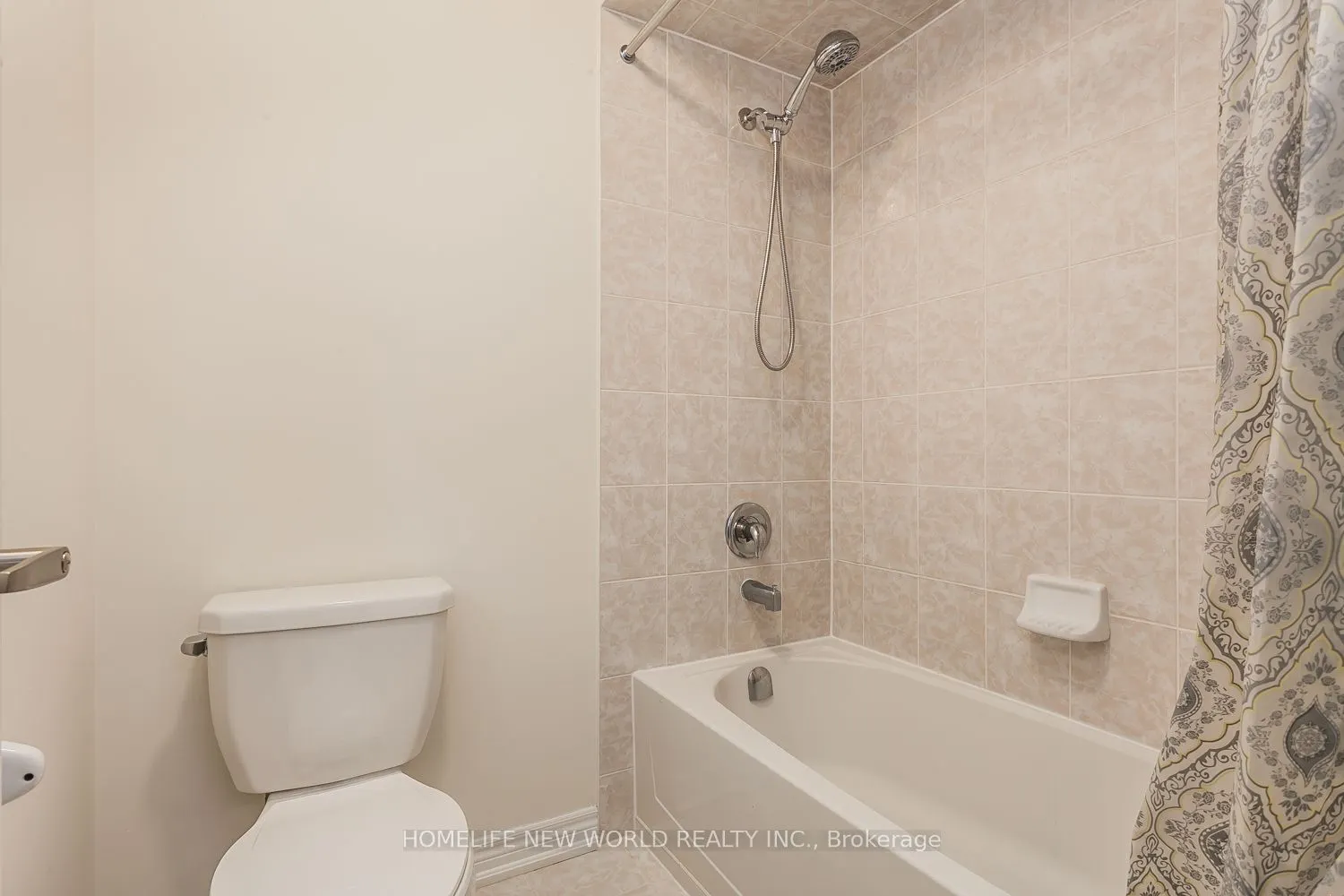 39 Cherna Avenue S
