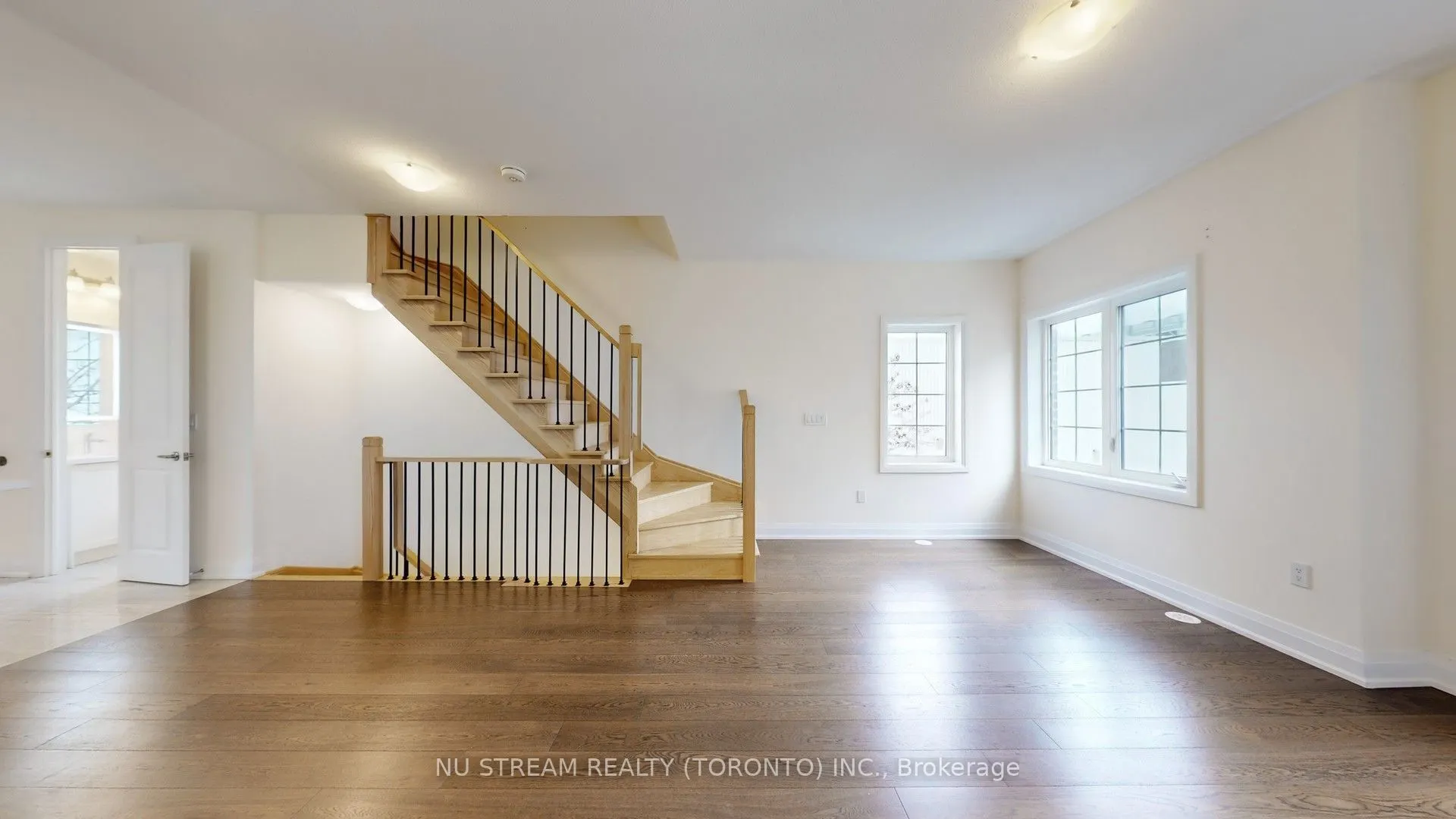 68 Clippers Crescent