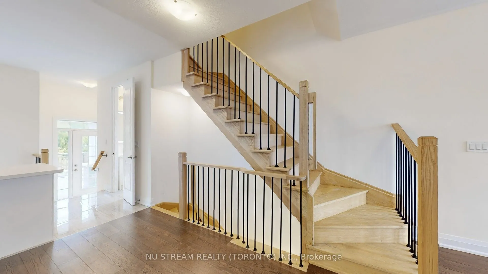 68 Clippers Crescent