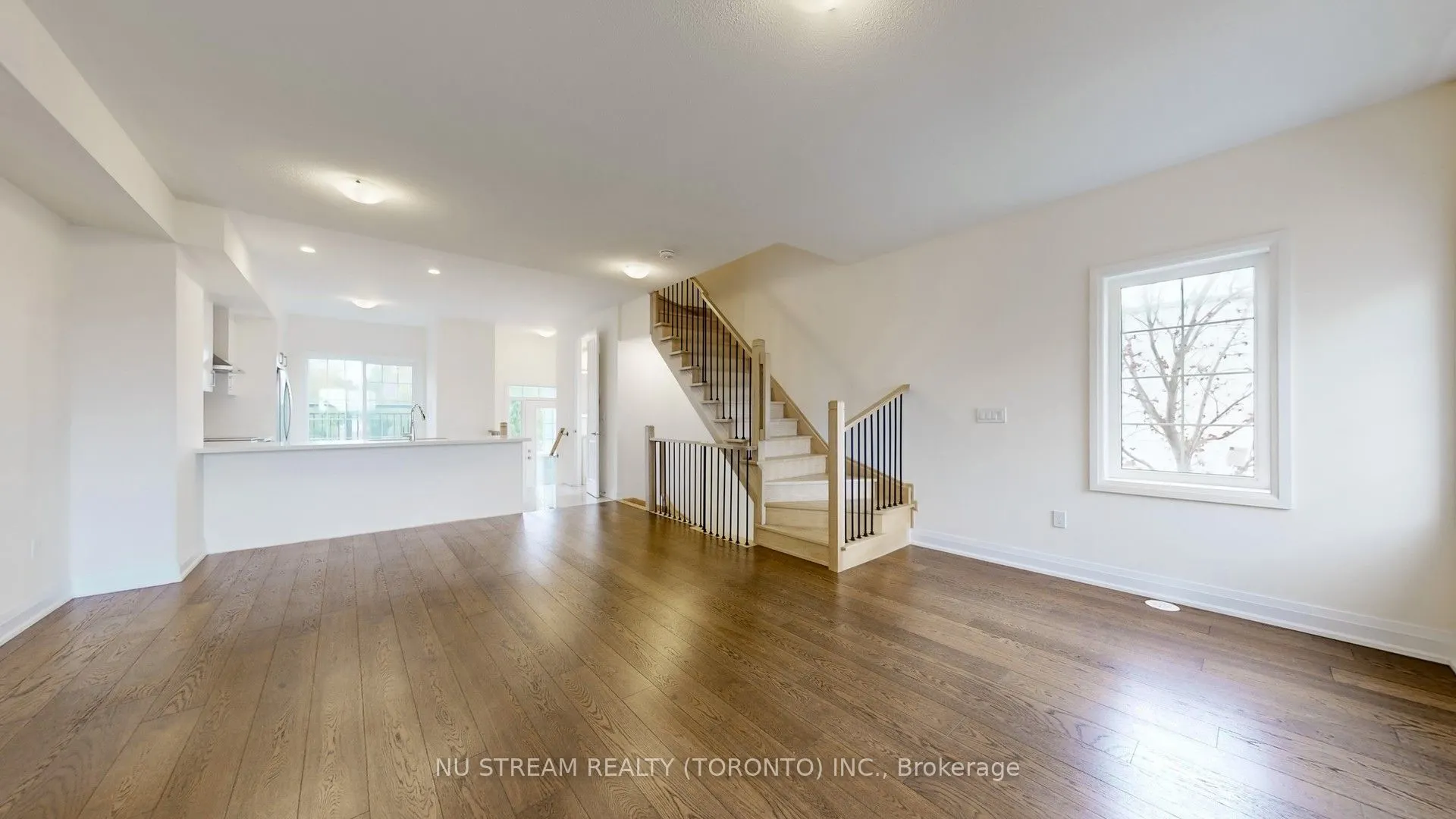 68 Clippers Crescent
