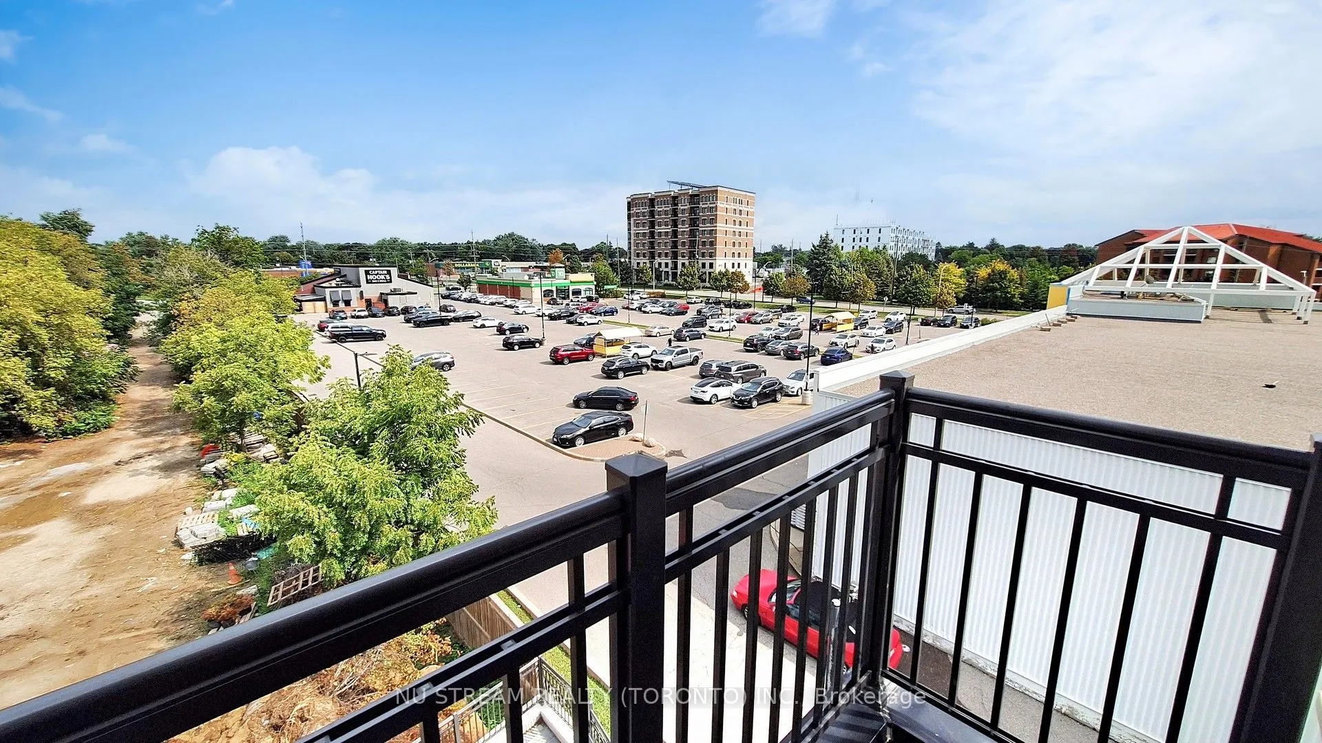 68 Clippers Crescent