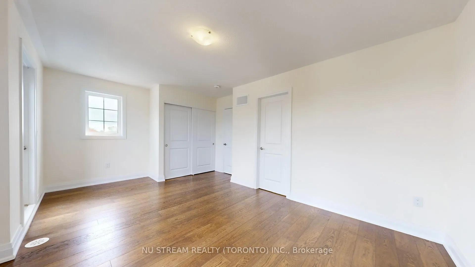 68 Clippers Crescent