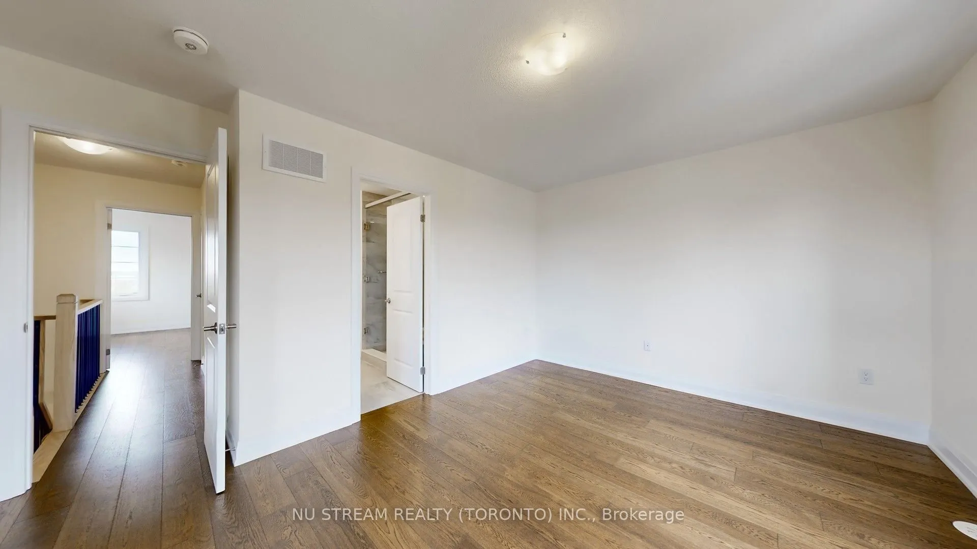 68 Clippers Crescent