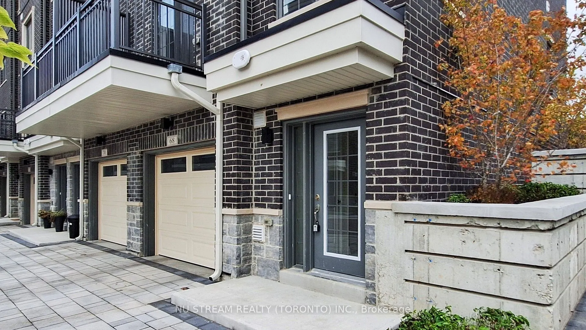 68 Clippers Crescent