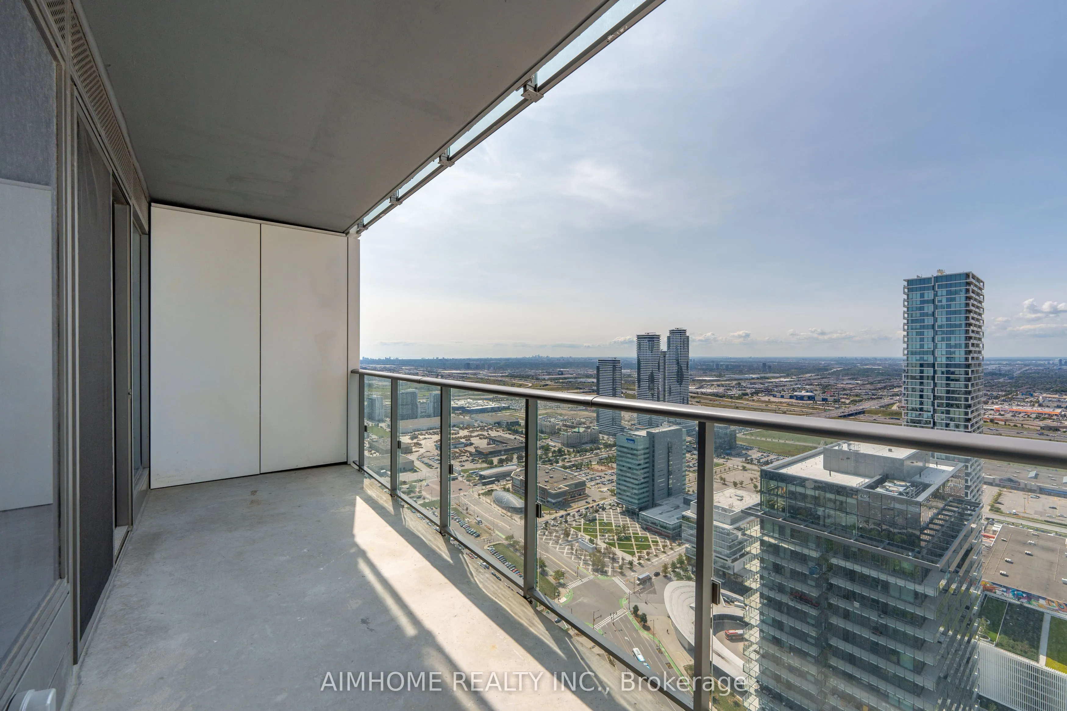 7890 Jane Street, #5005