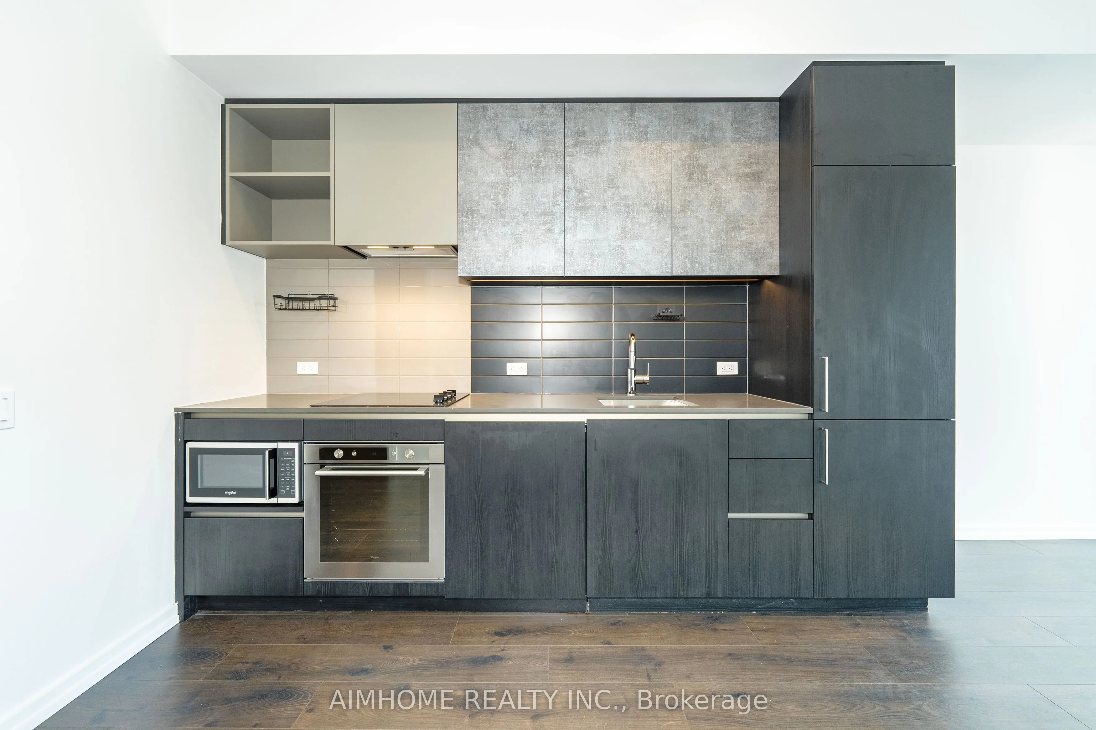7890 Jane Street, #5005