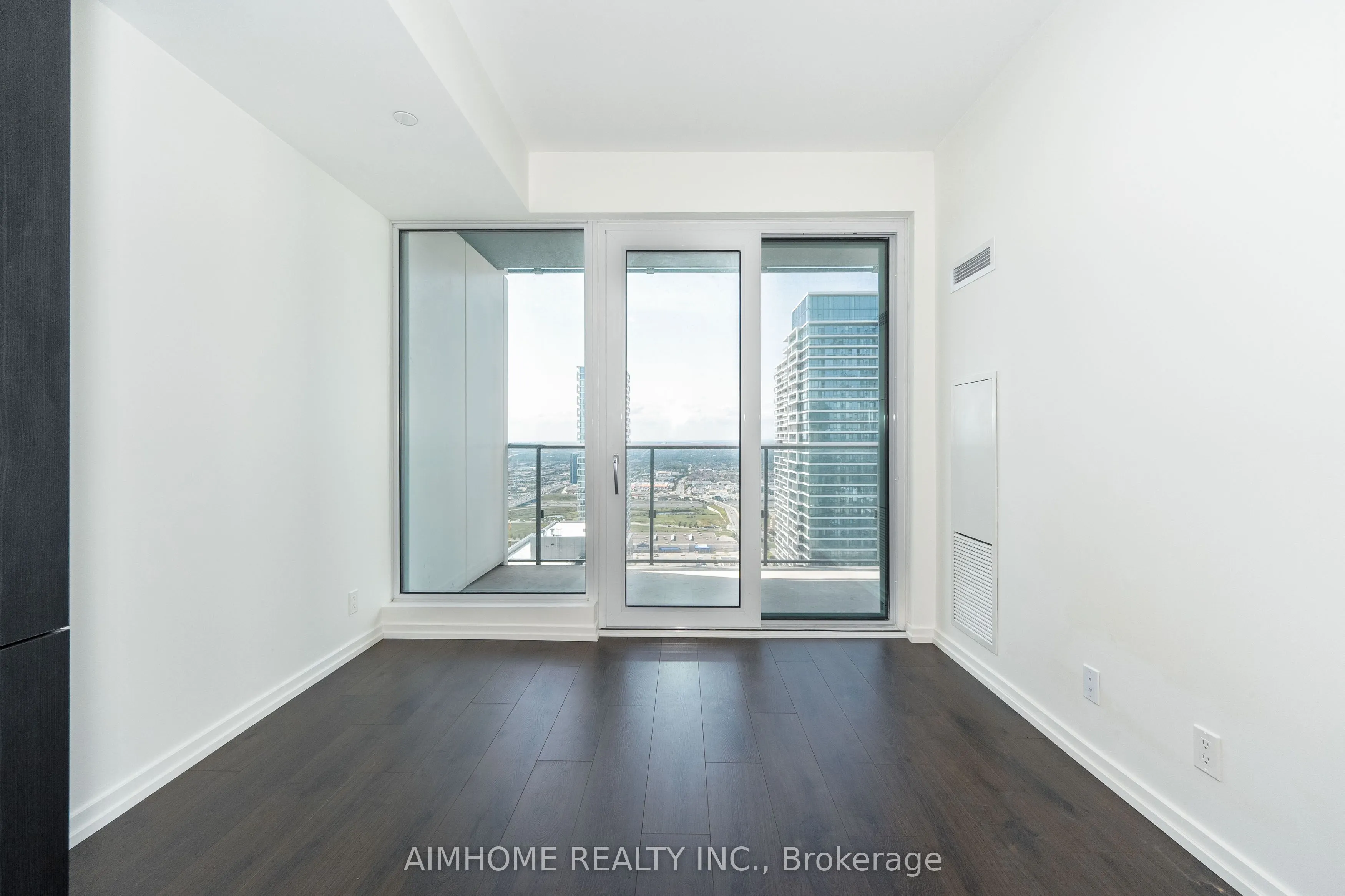 7890 Jane Street, #5005