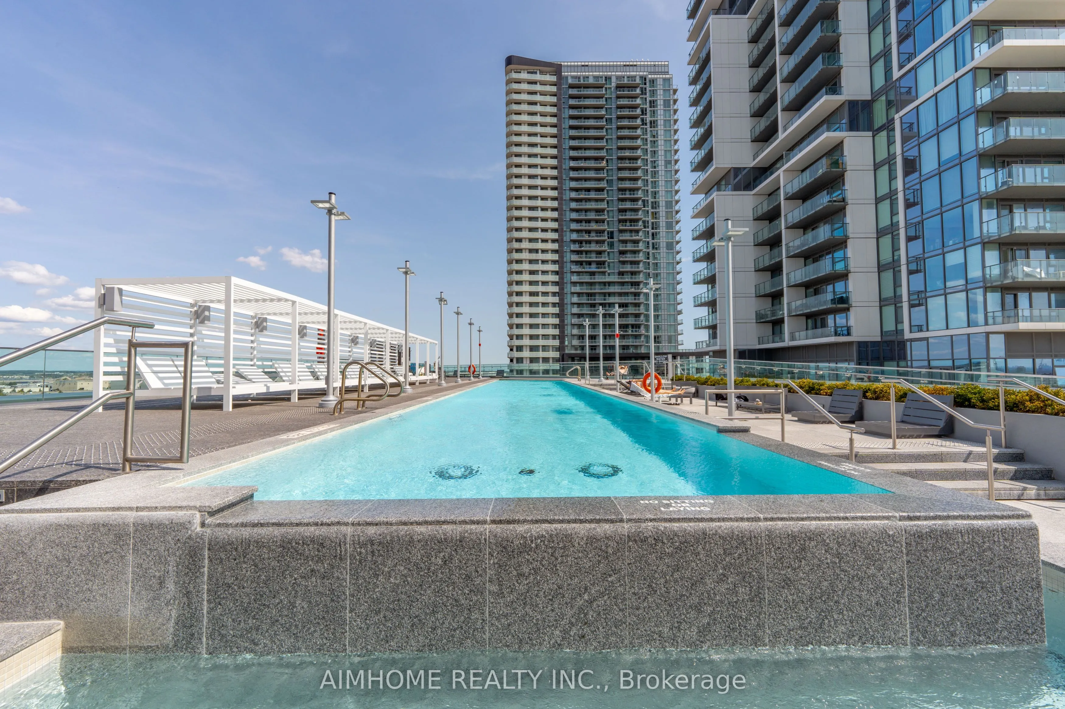 7890 Jane Street, #5005