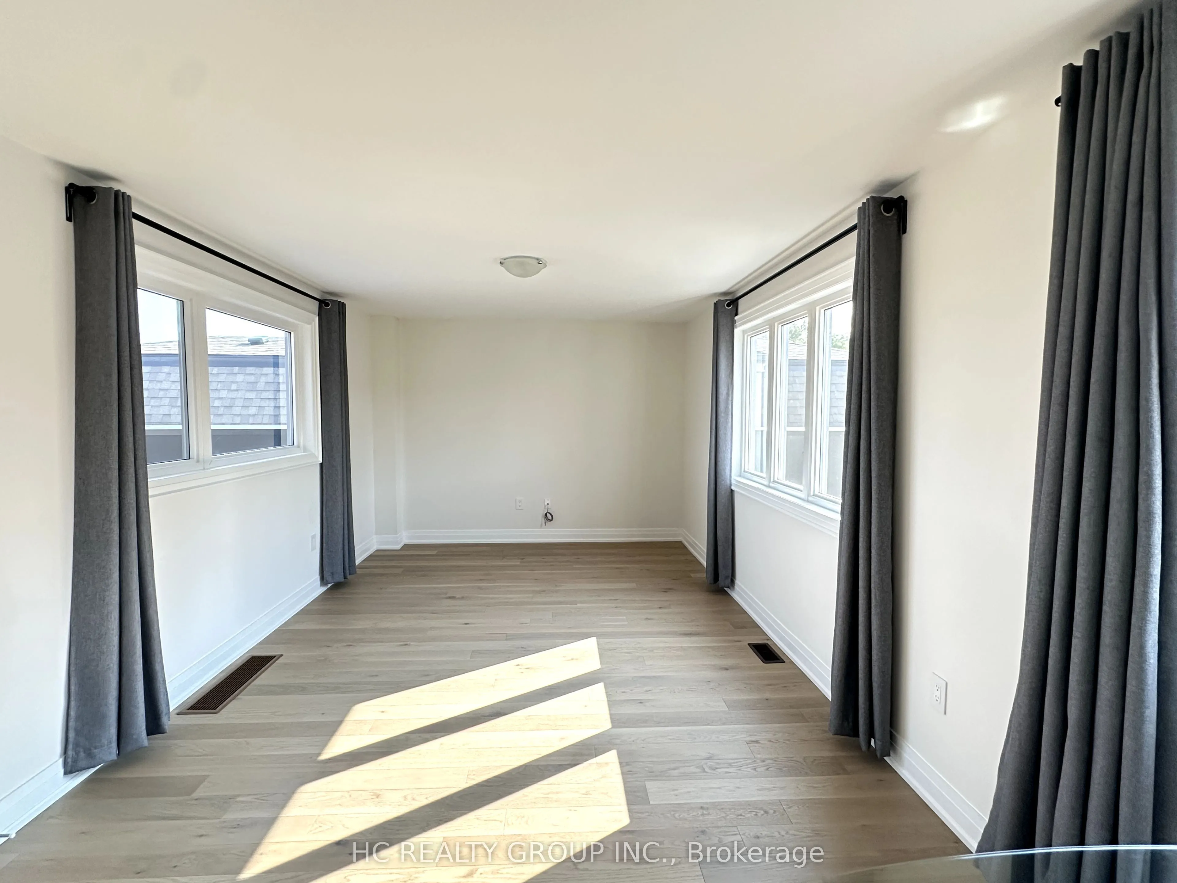 79 Milky Way Drive, #3rd FL