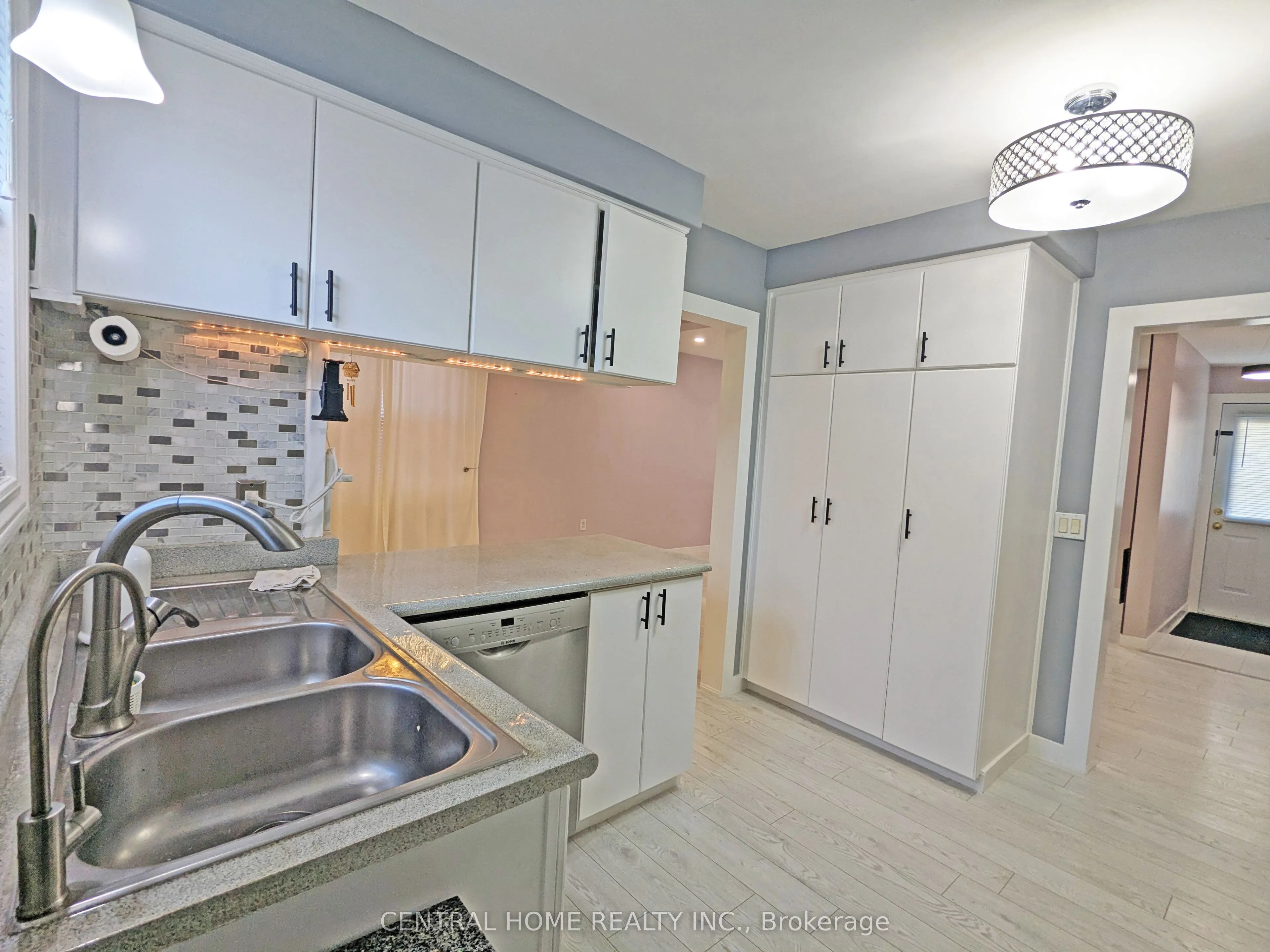 333 Walker Avenue, #Main Floor