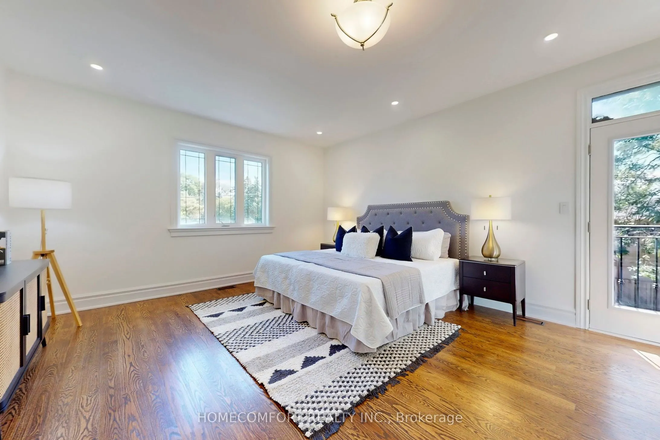 11 Abercorn Road