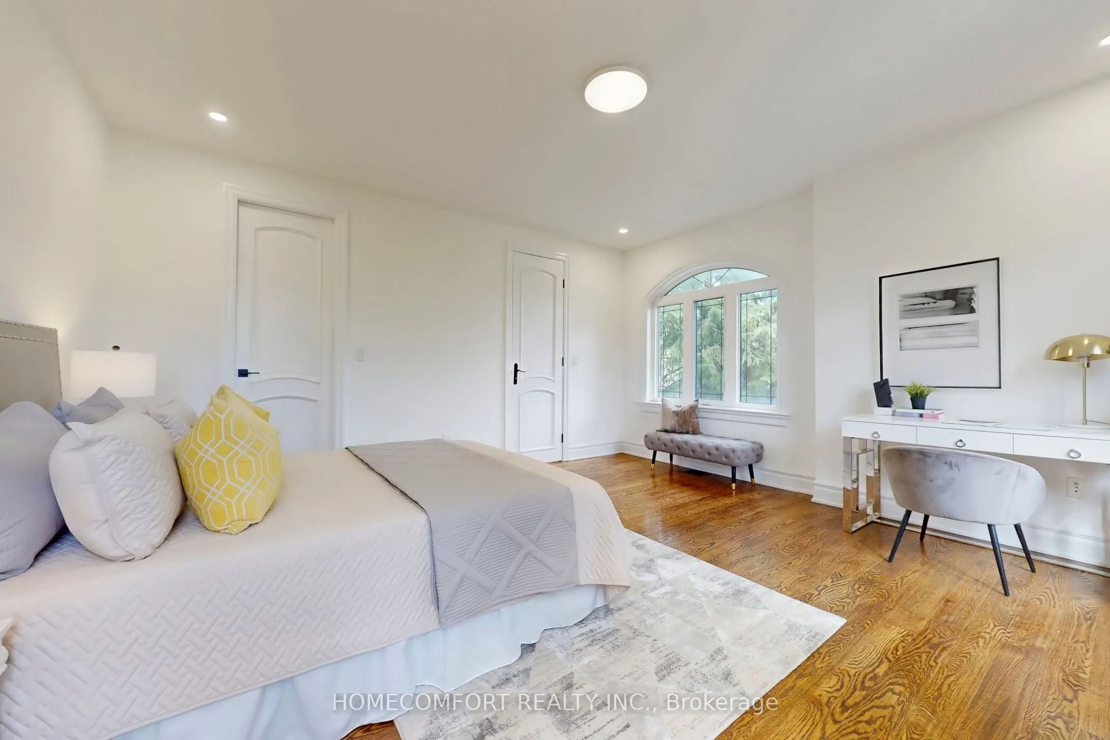 11 Abercorn Road