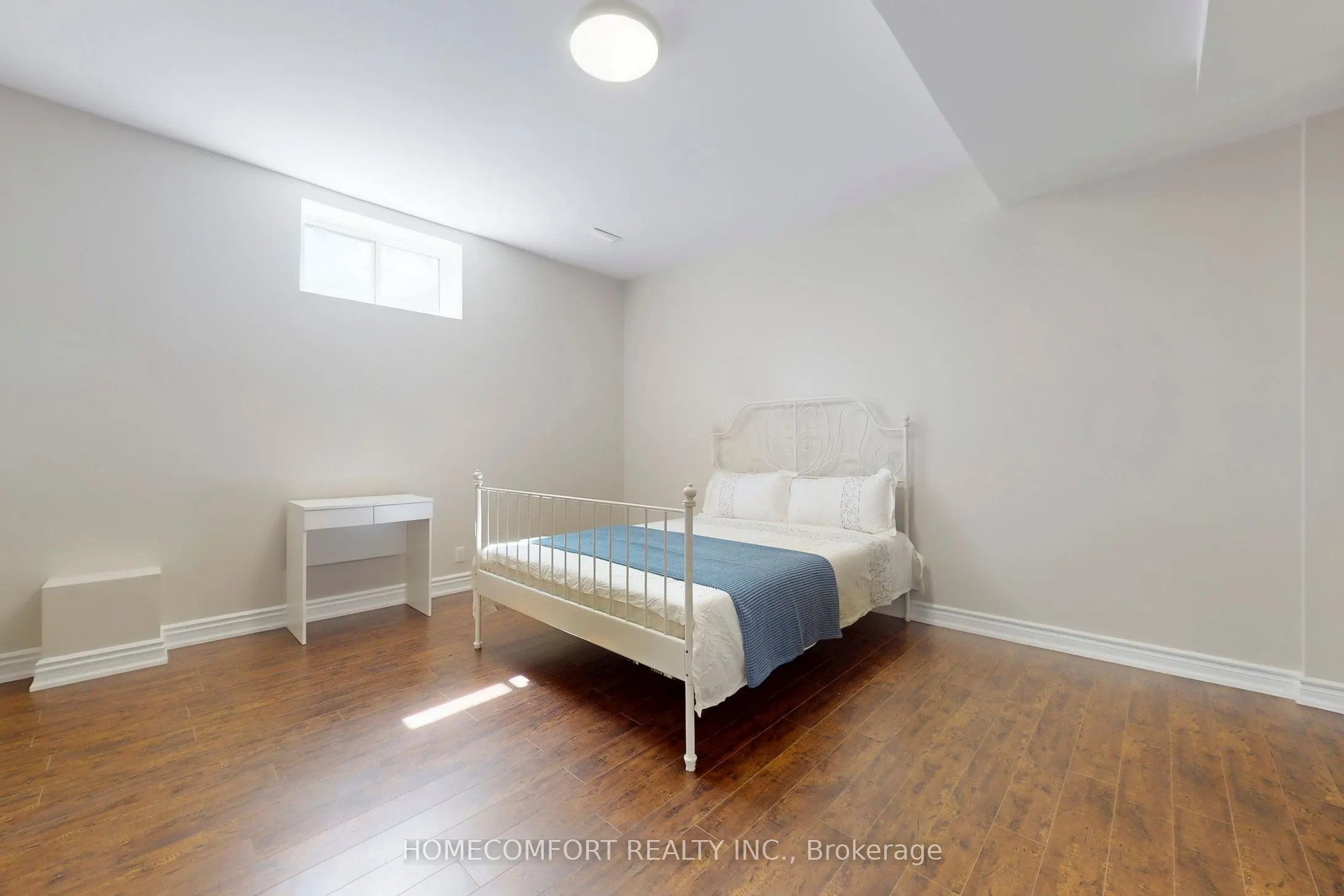 11 Abercorn Road