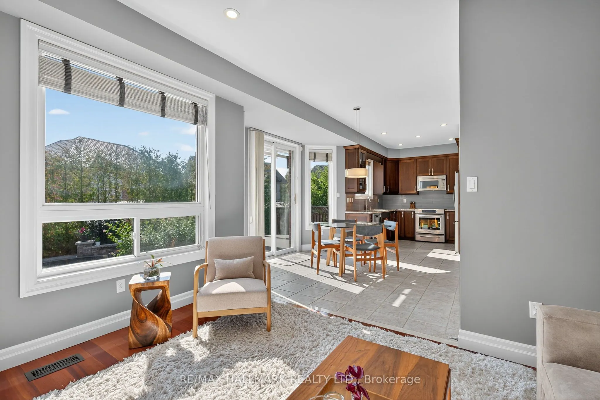12 Forest Manor Place