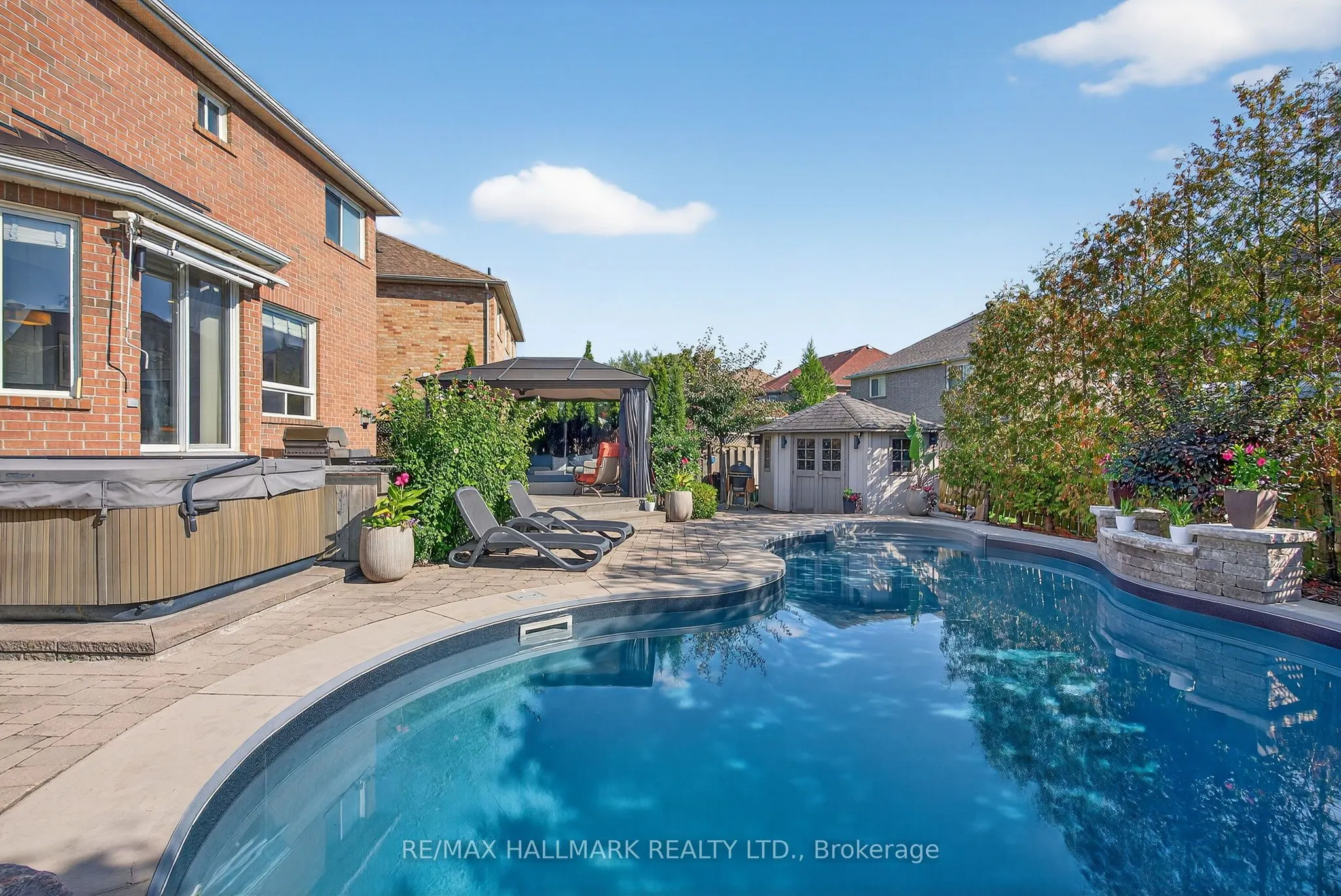 12 Forest Manor Place