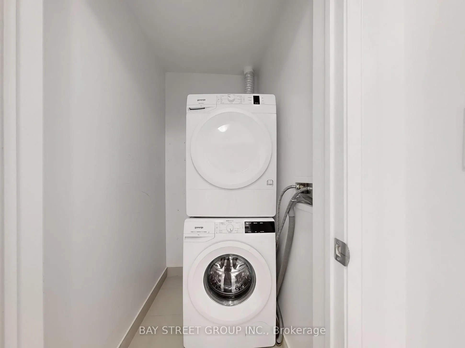 9700 Ninth Line, #323