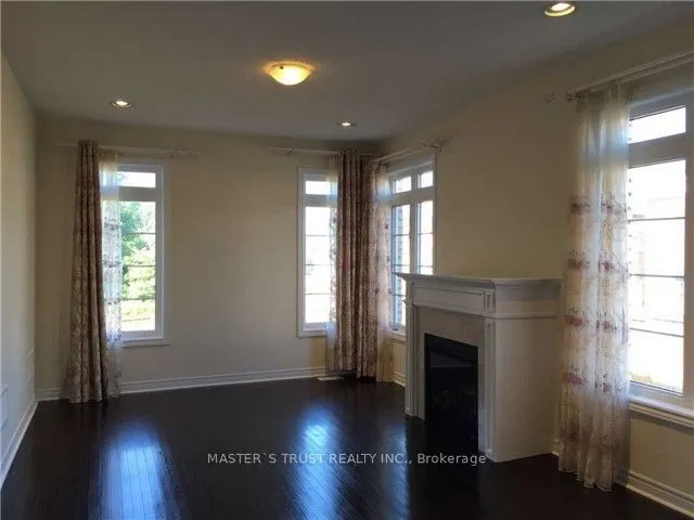 76 Nature Way Crescent