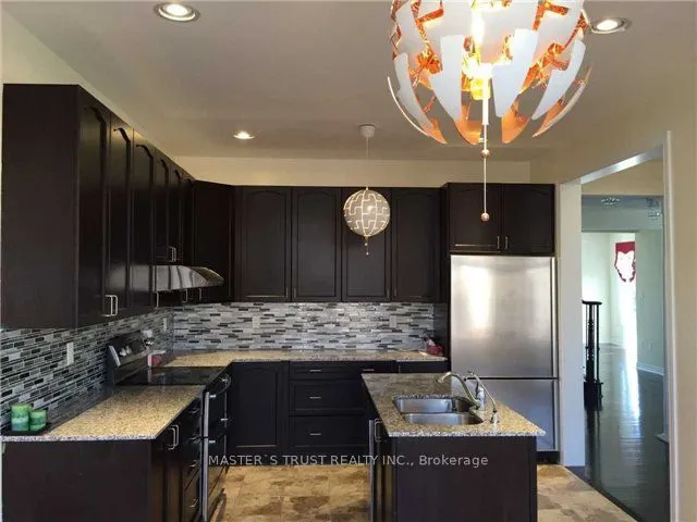 76 Nature Way Crescent