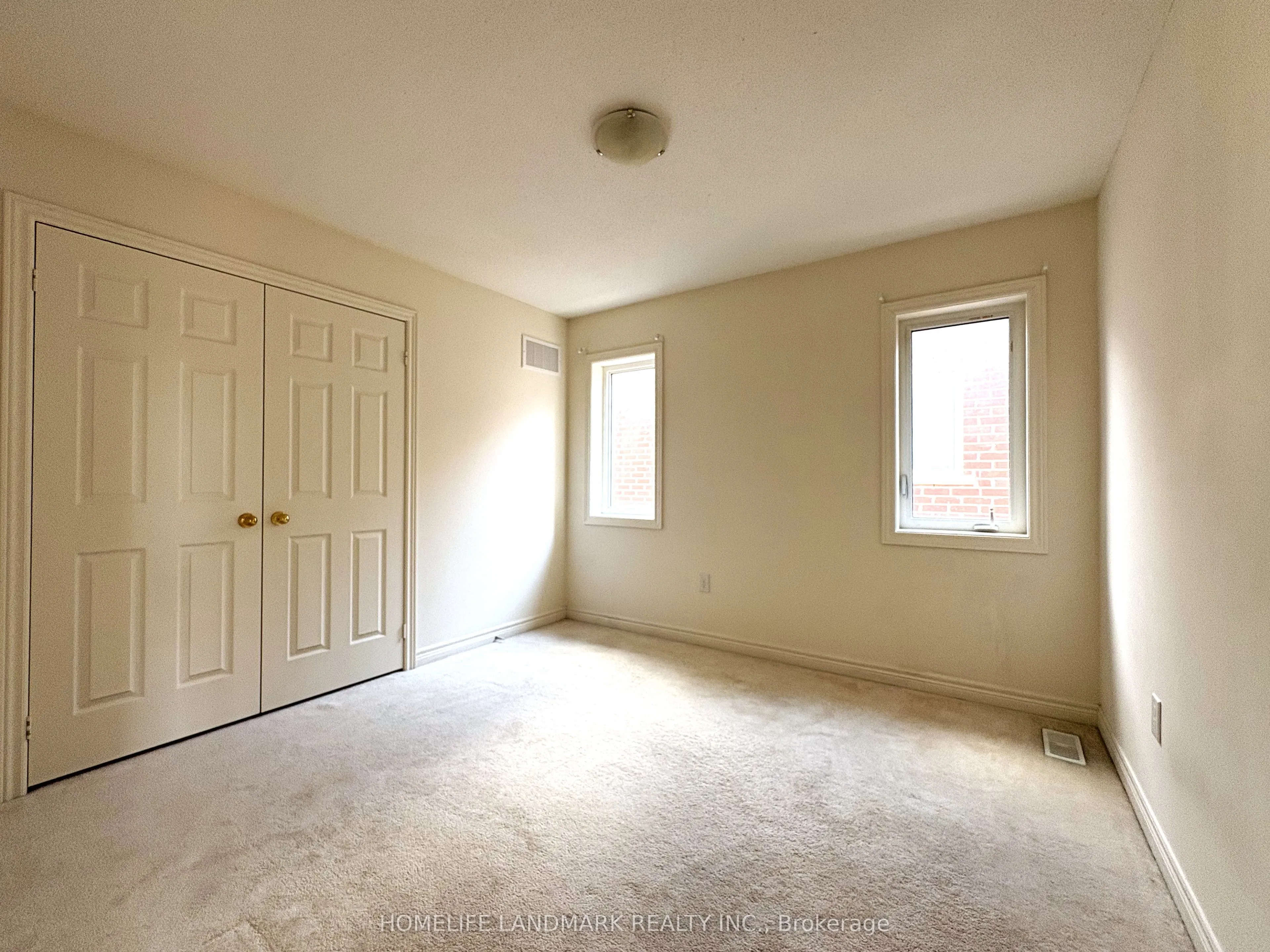 38 Foxberry Road