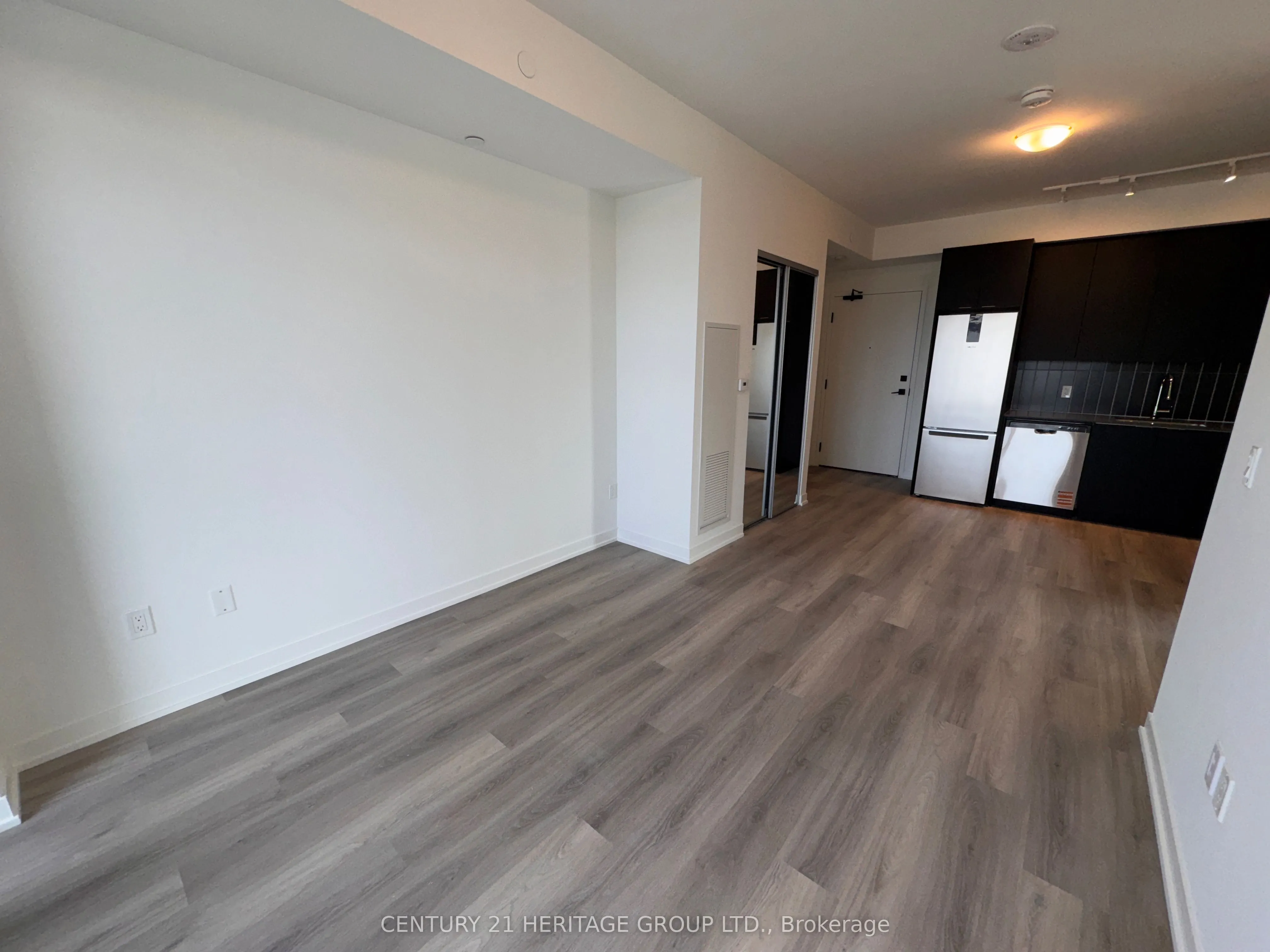 498 Caldari Road, #2620