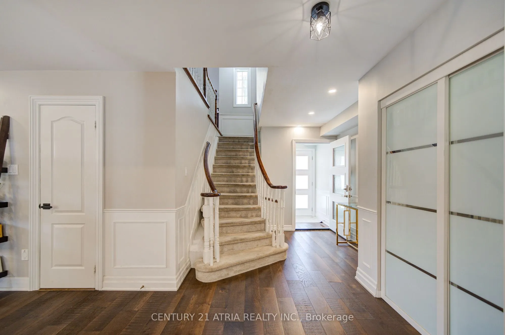 18 Park Lane Circle