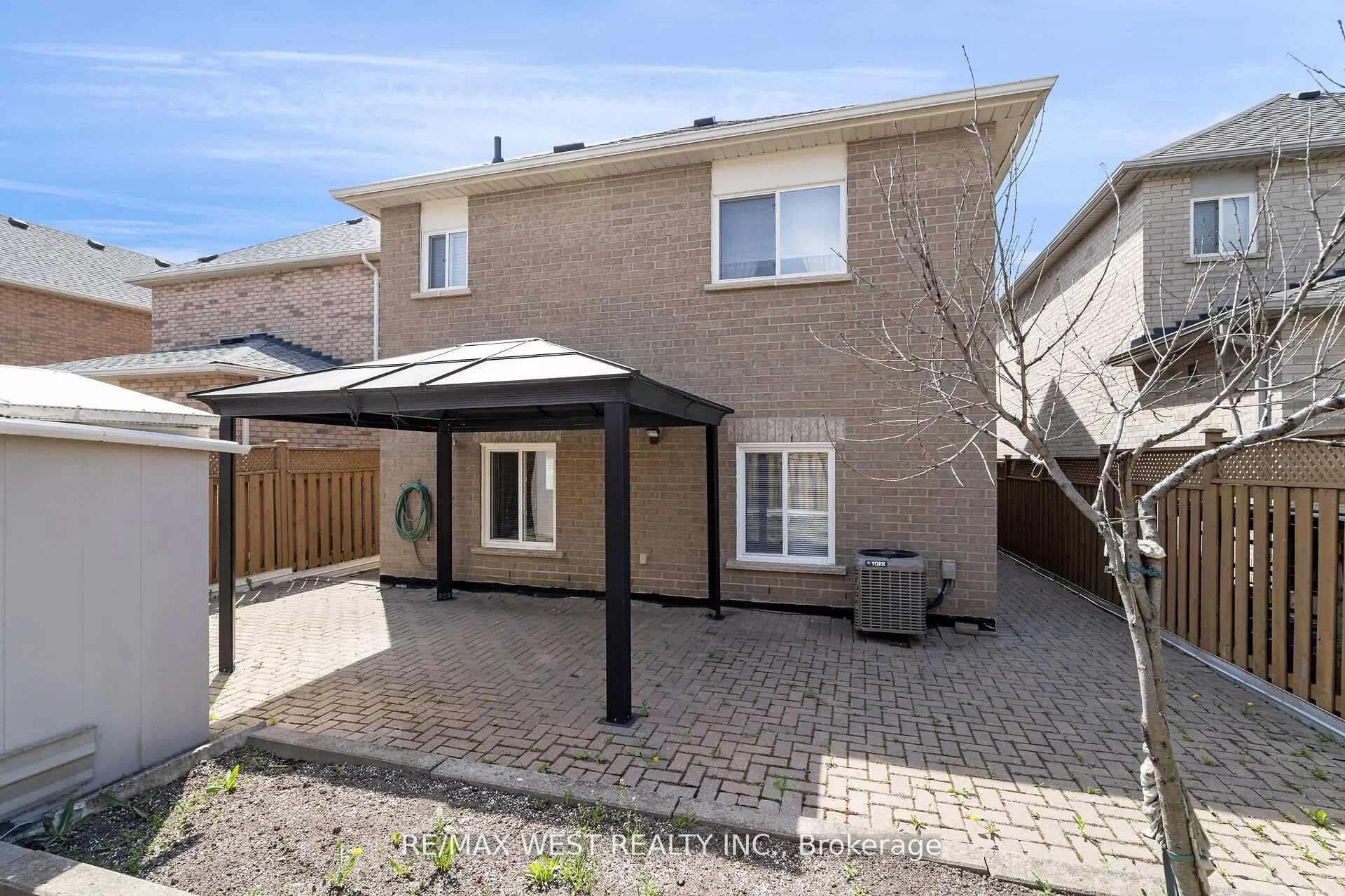 362 Avro Road