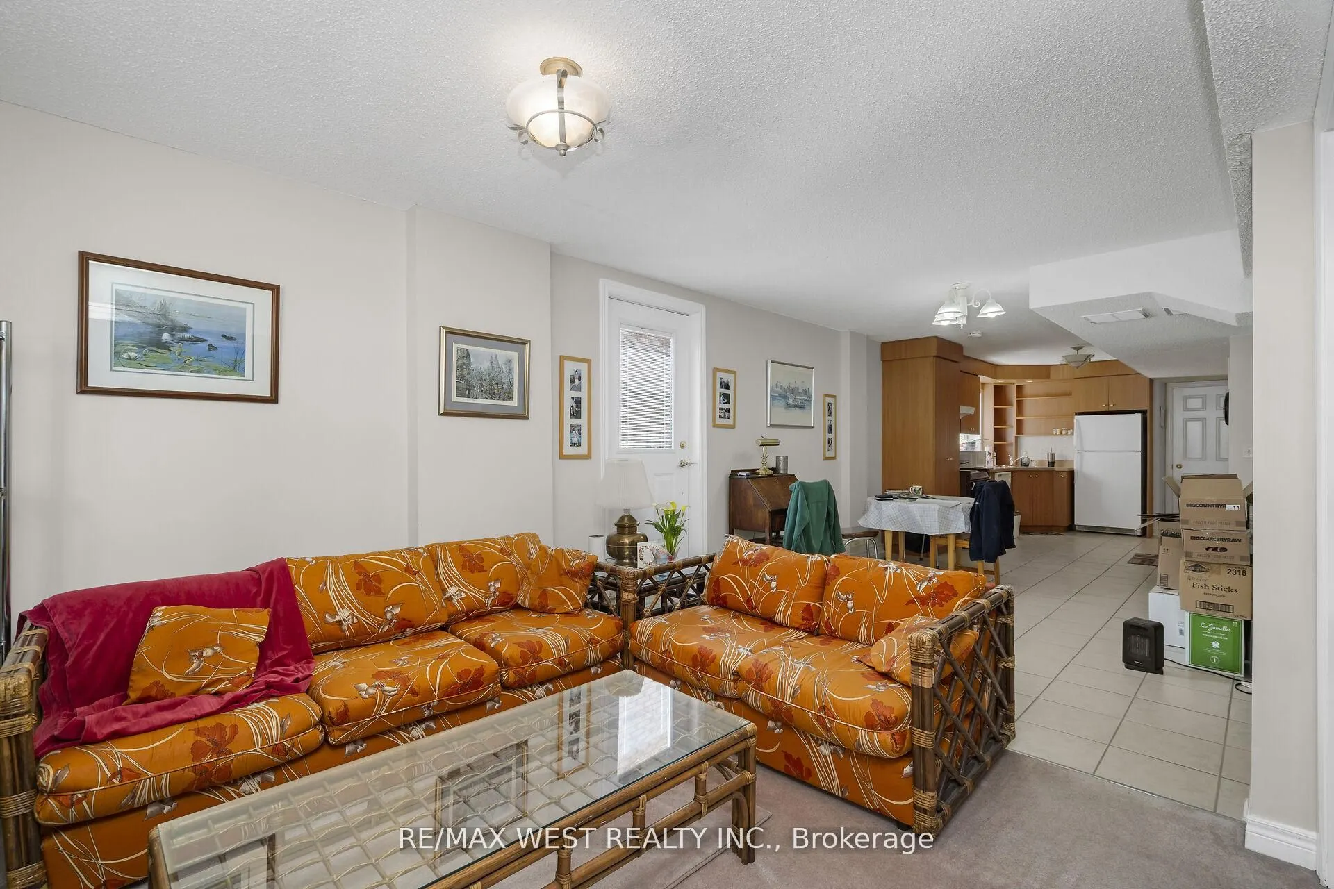 362 Avro Road