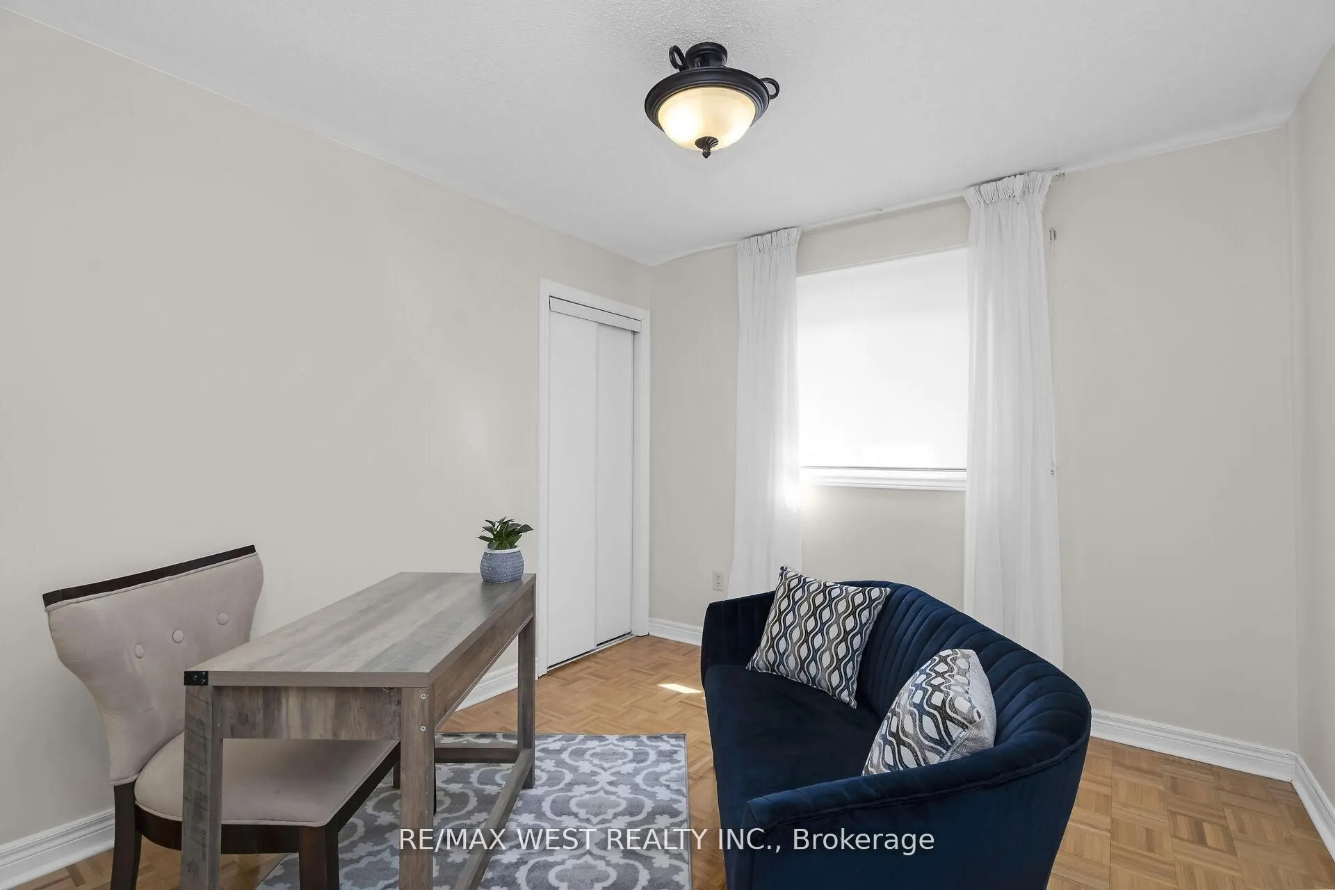 362 Avro Road