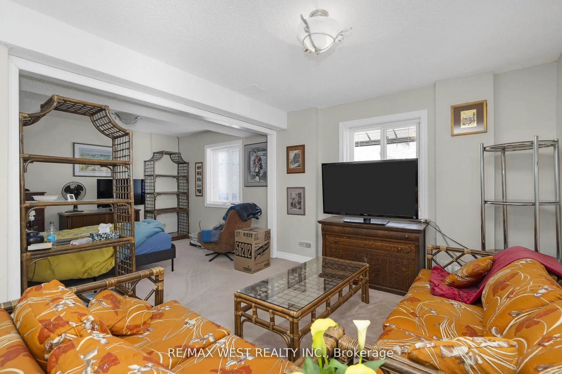 362 Avro Road